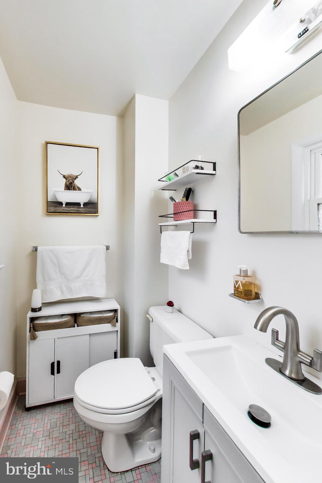 EAST FALLS CHURCH - Residential