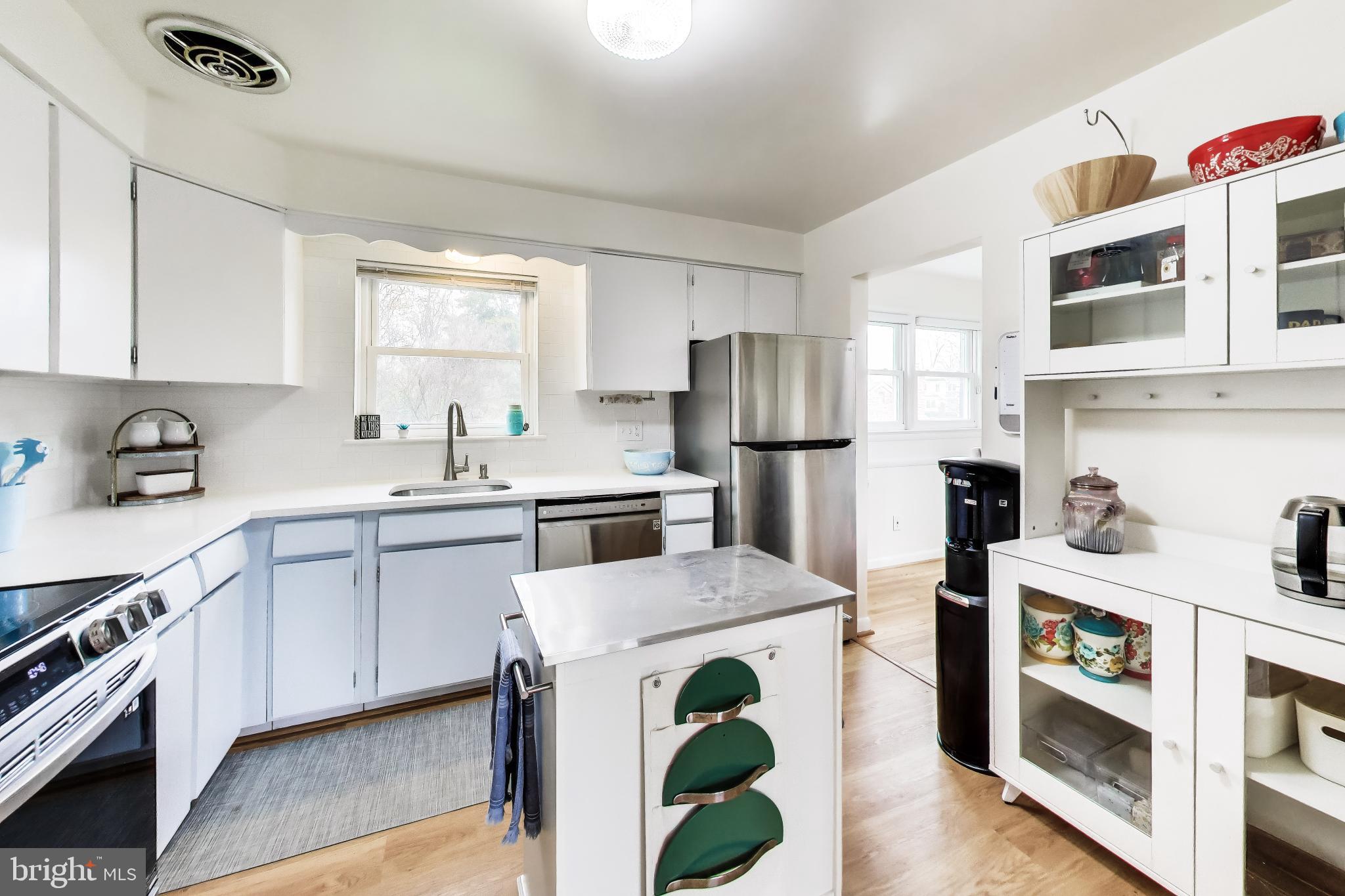 EAST FALLS CHURCH - Residential