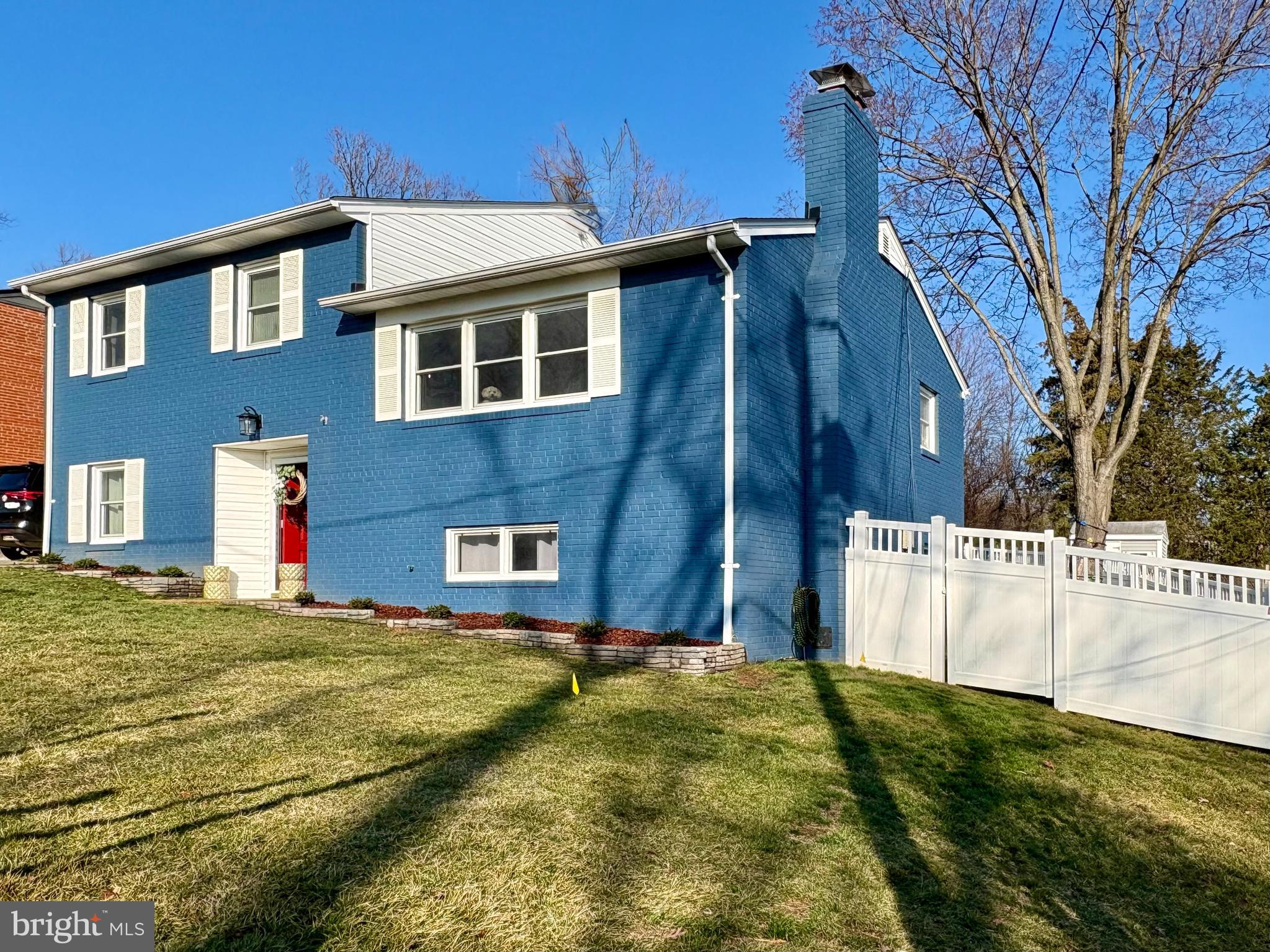 2319 N ROOSEVELT STREET