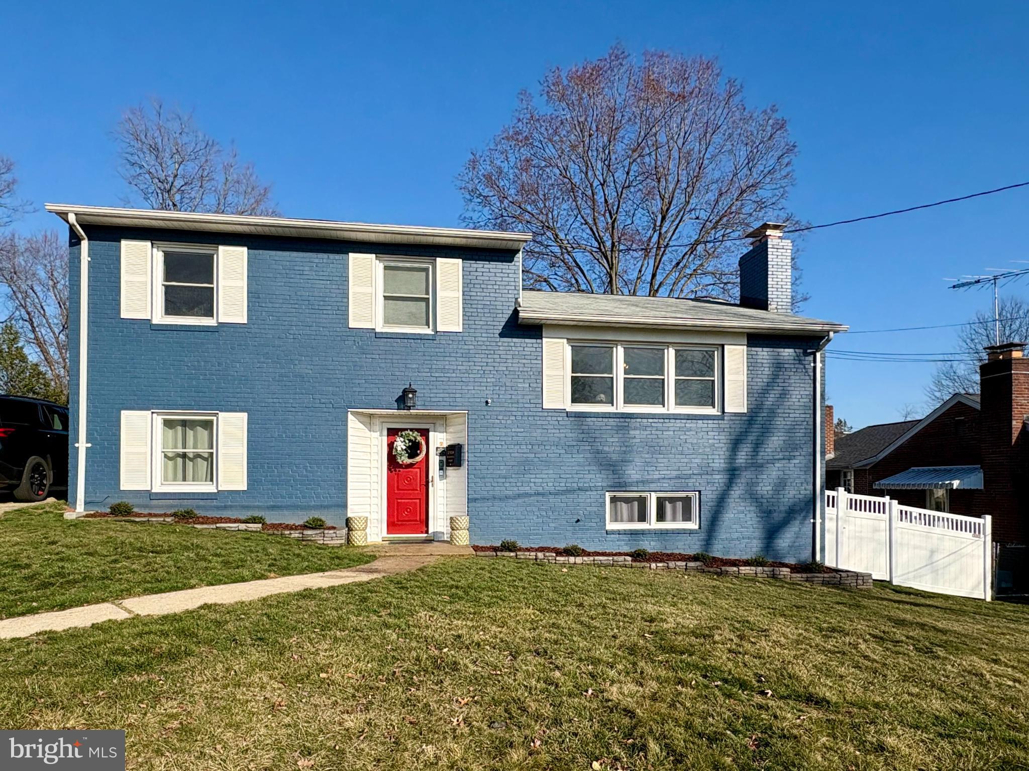 2319 N ROOSEVELT STREET