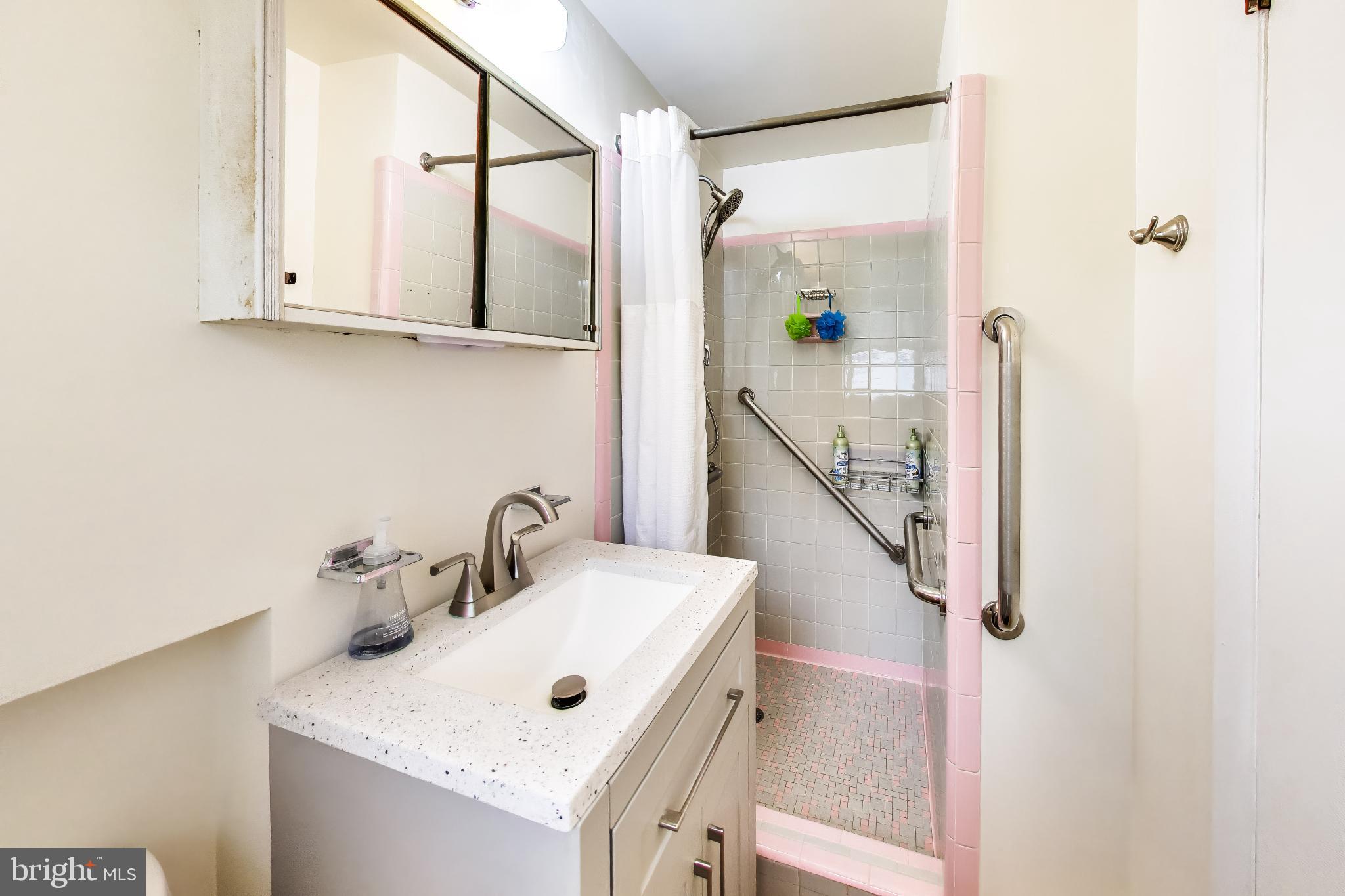 EAST FALLS CHURCH - Residential