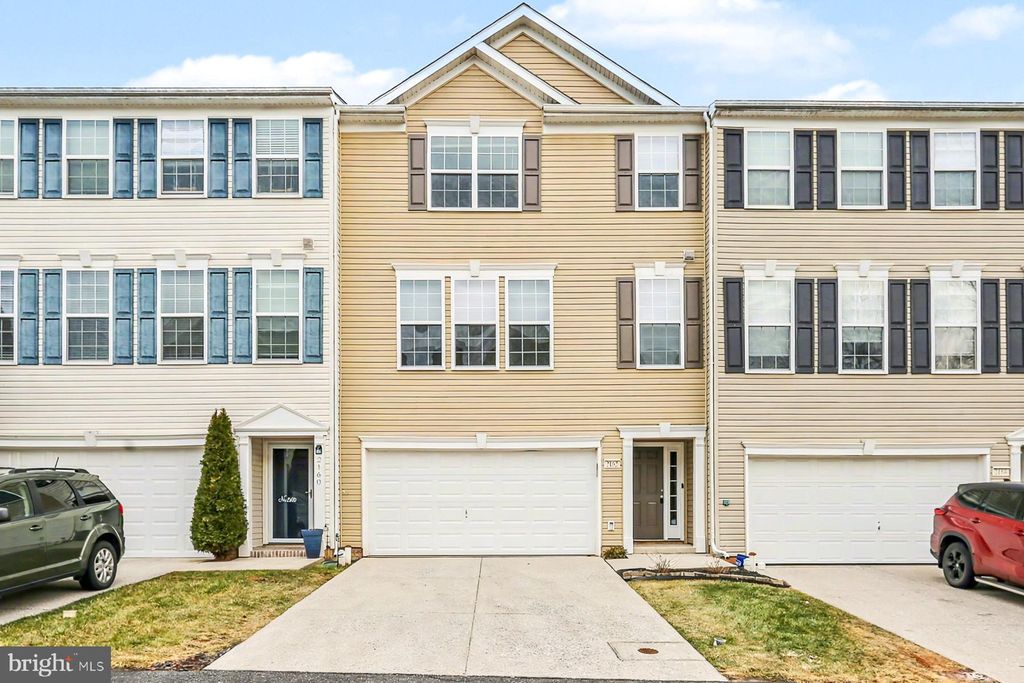 Photo of 2162 Golden Eagle Drive, YORK, PA 17408 (MLS # PAYK2095922)