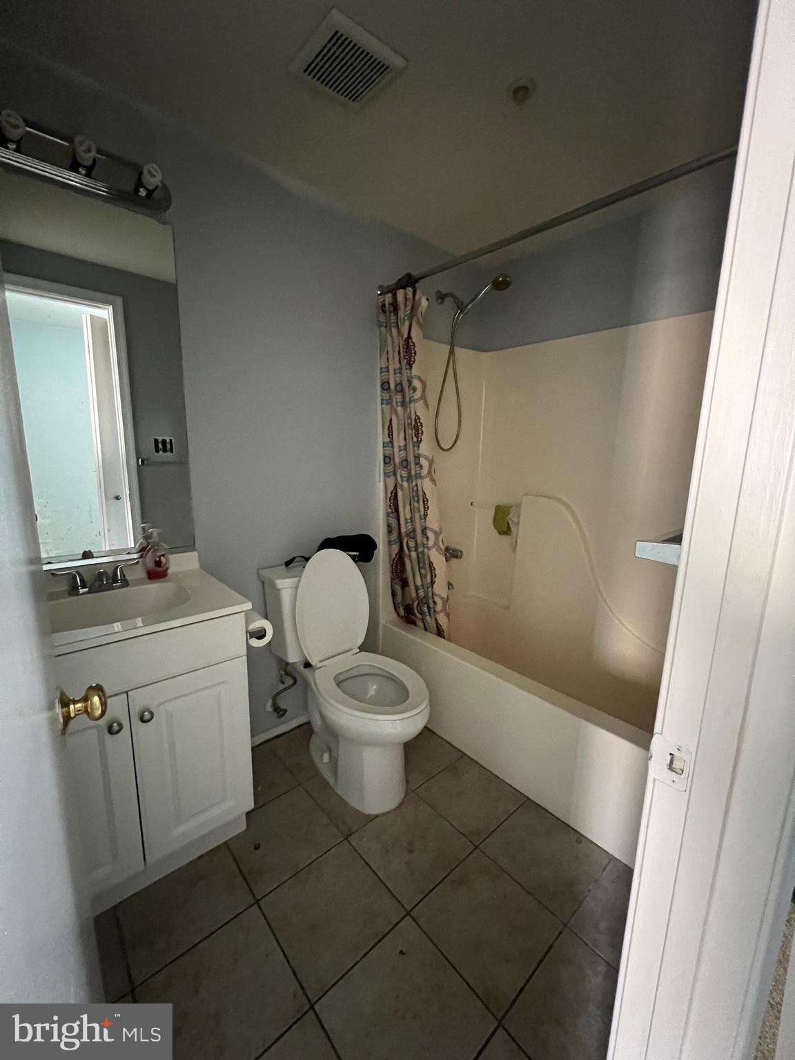 CHERRY HILL - Residential