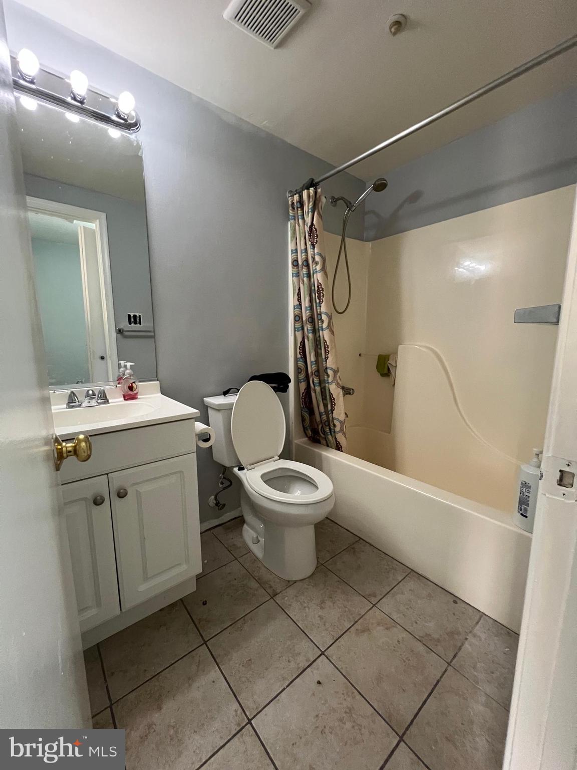 CHERRY HILL - Residential