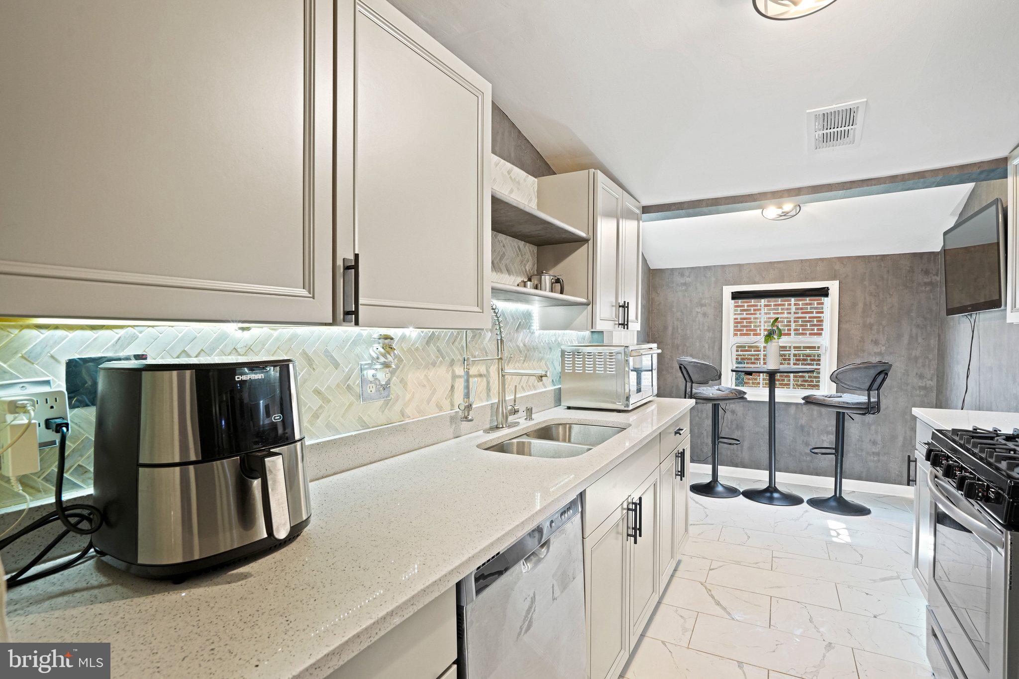 CAPITOL HEIGHTS - Residential