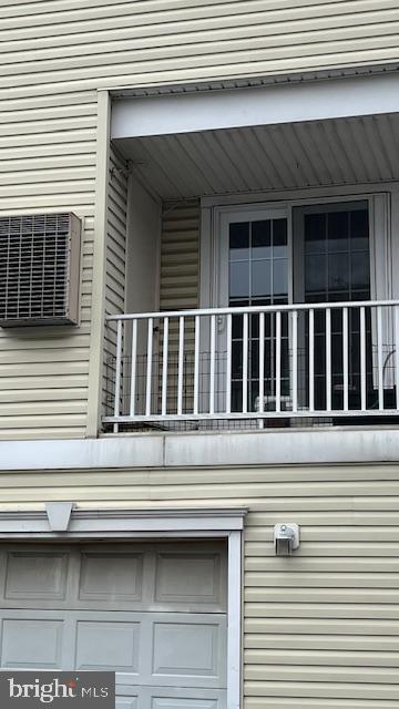 6205 RIVERFRONT DRIVE