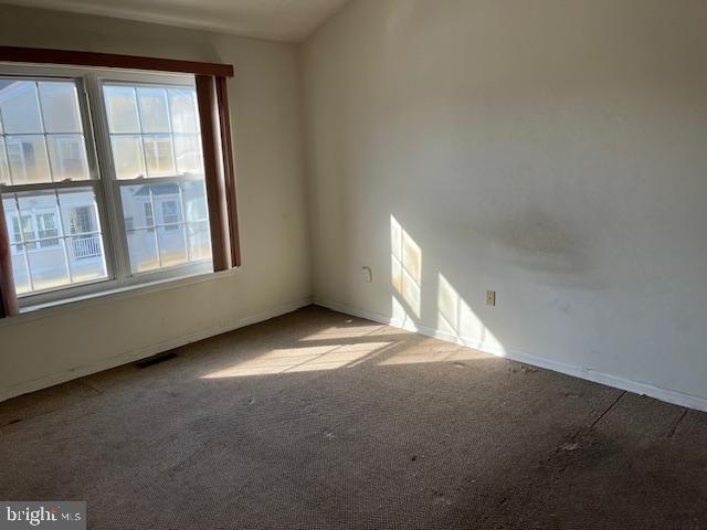 RIVERFRONT - Residential