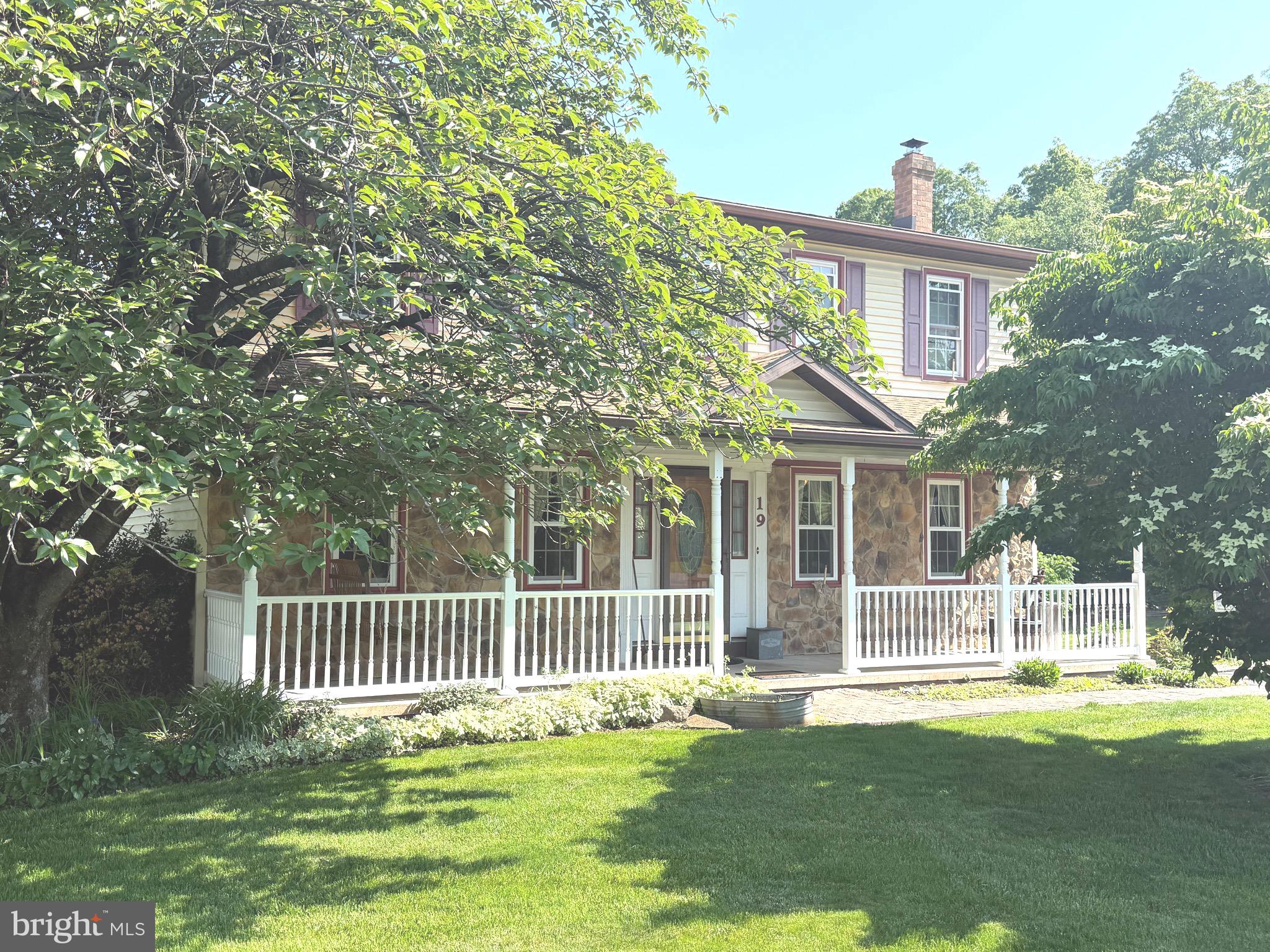 SINGLE TREE COMMONS - Residential