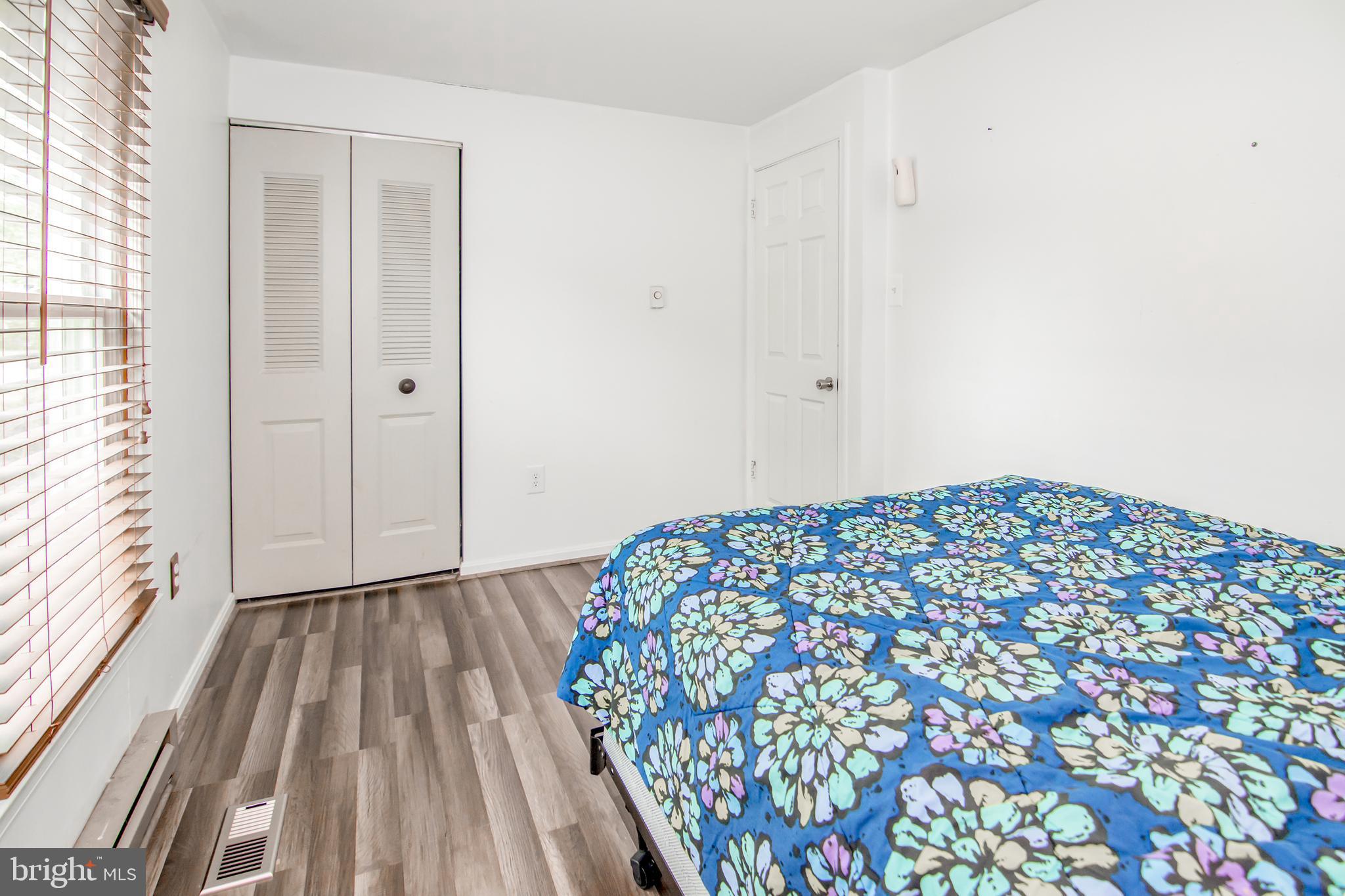 MARCHEGIANI - Residential Lease