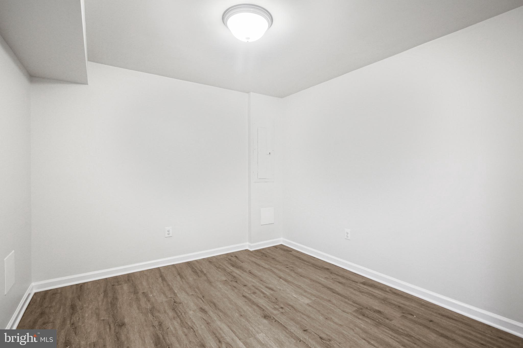 PLEASANT CHASE - Residential