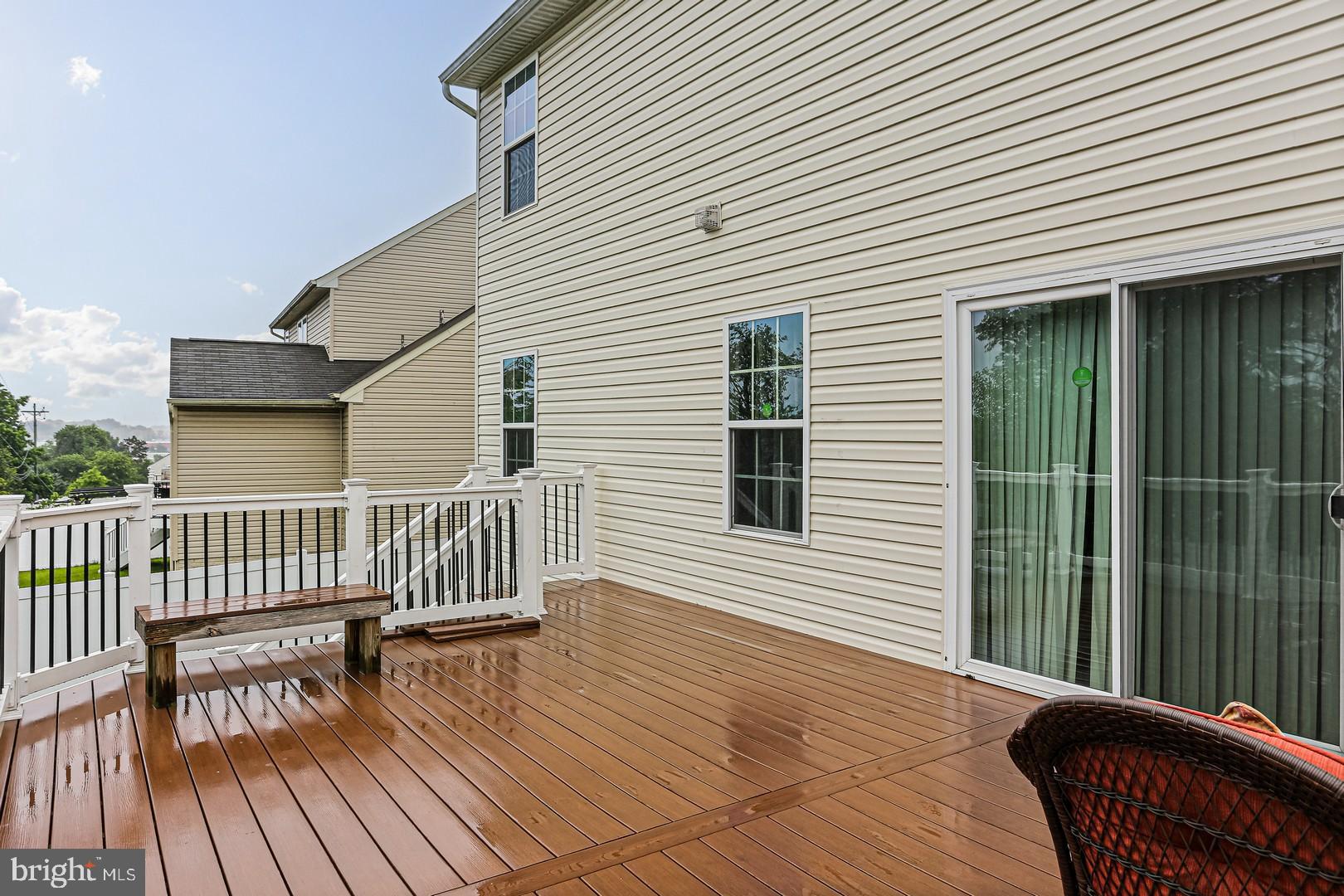 PLEASANT CHASE - Residential