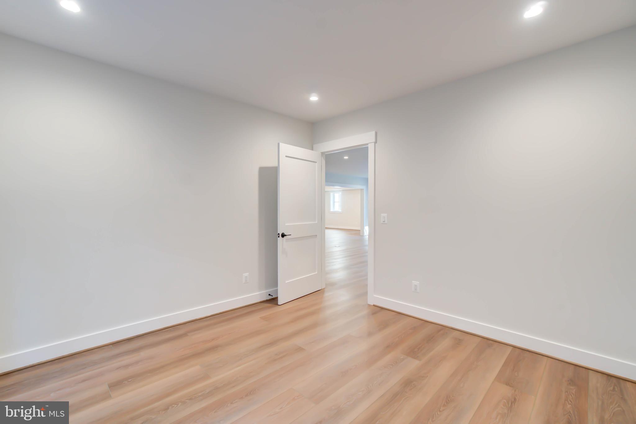 WRENNWOOD - Residential