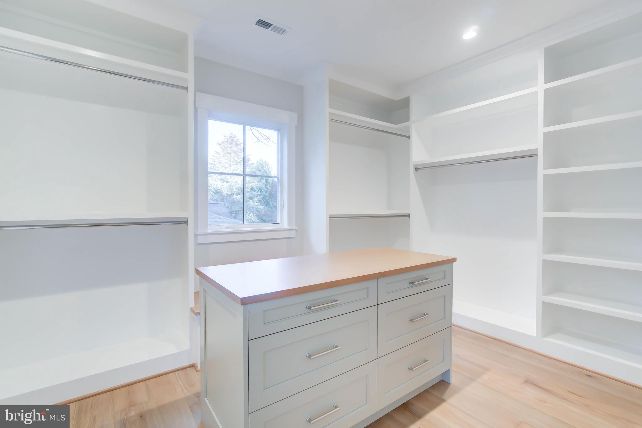 WRENNWOOD - Residential