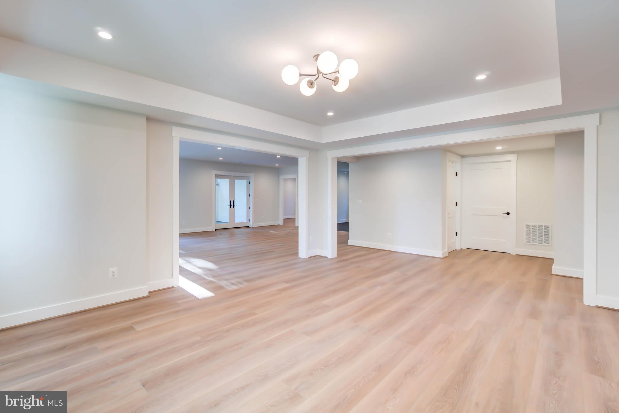 WRENNWOOD - Residential