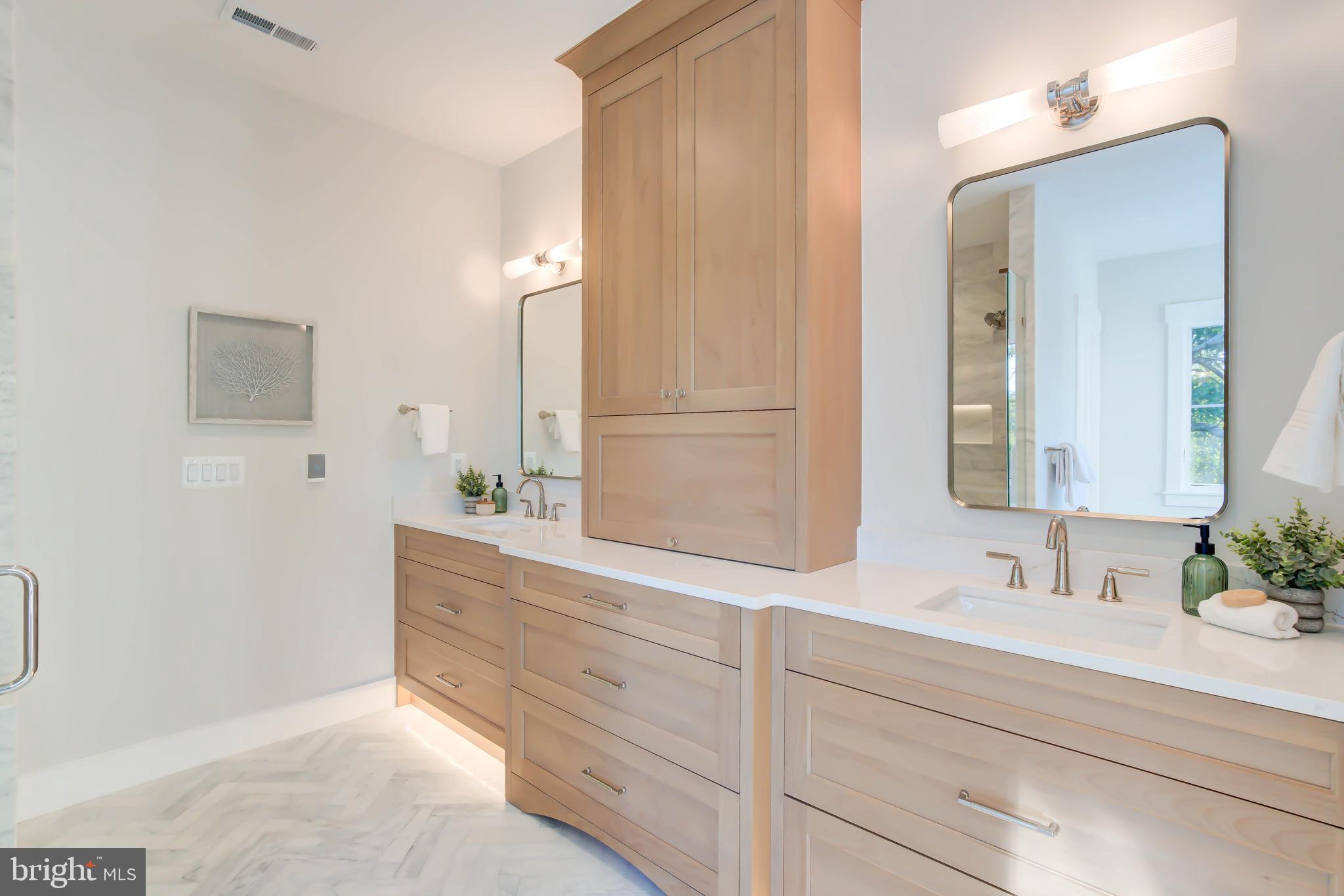 WRENNWOOD - Residential