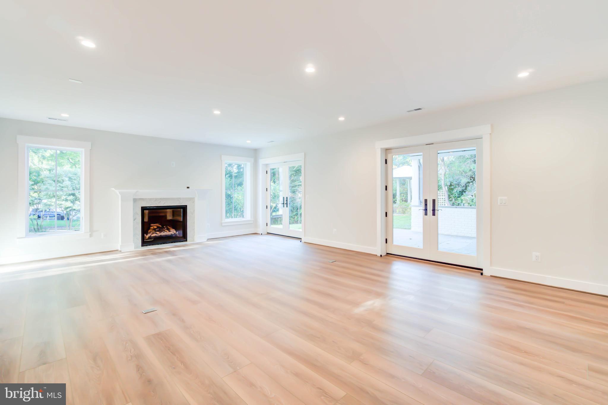 WRENNWOOD - Residential