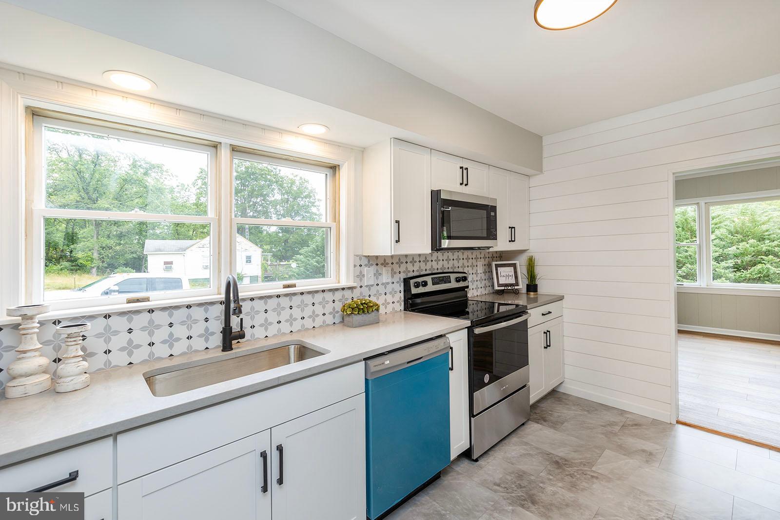 SHORT GAP - Residential