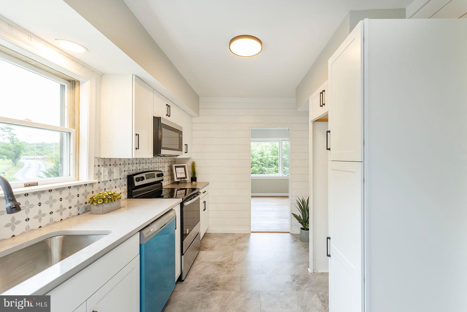 SHORT GAP - Residential