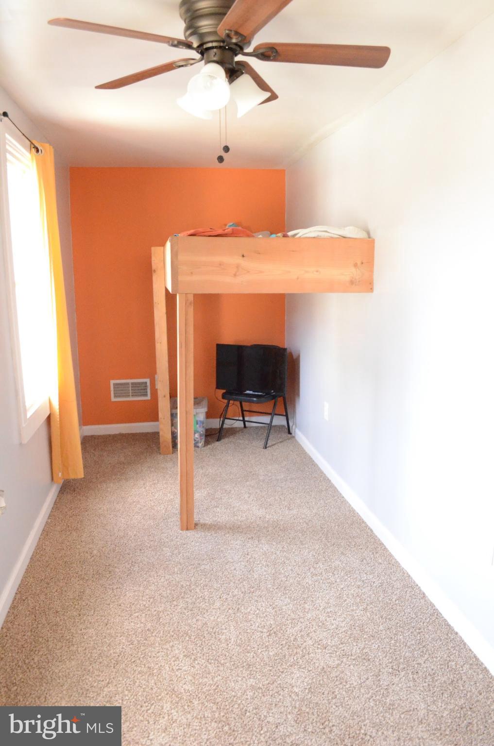 EAST HEMPFIELD TWP - Residential