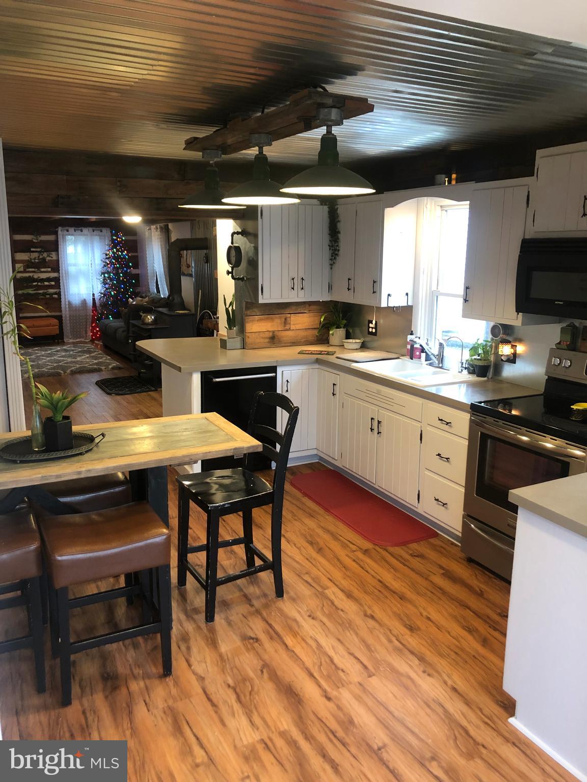EAST HEMPFIELD TWP - Residential