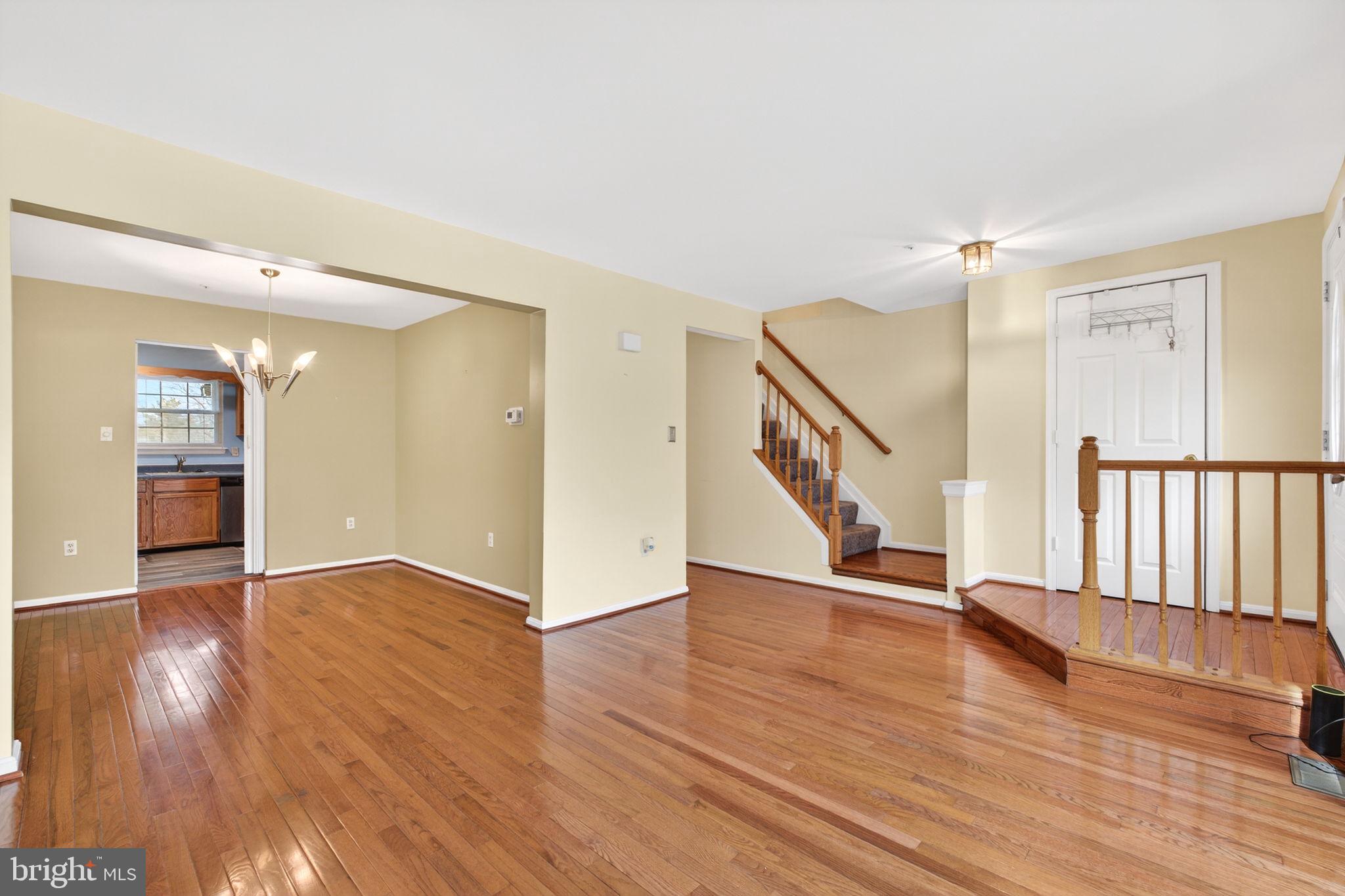 FORESTVILLE PARK - Residential Lease