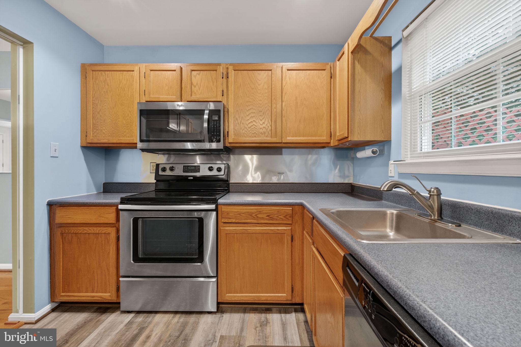 FORESTVILLE PARK - Residential Lease