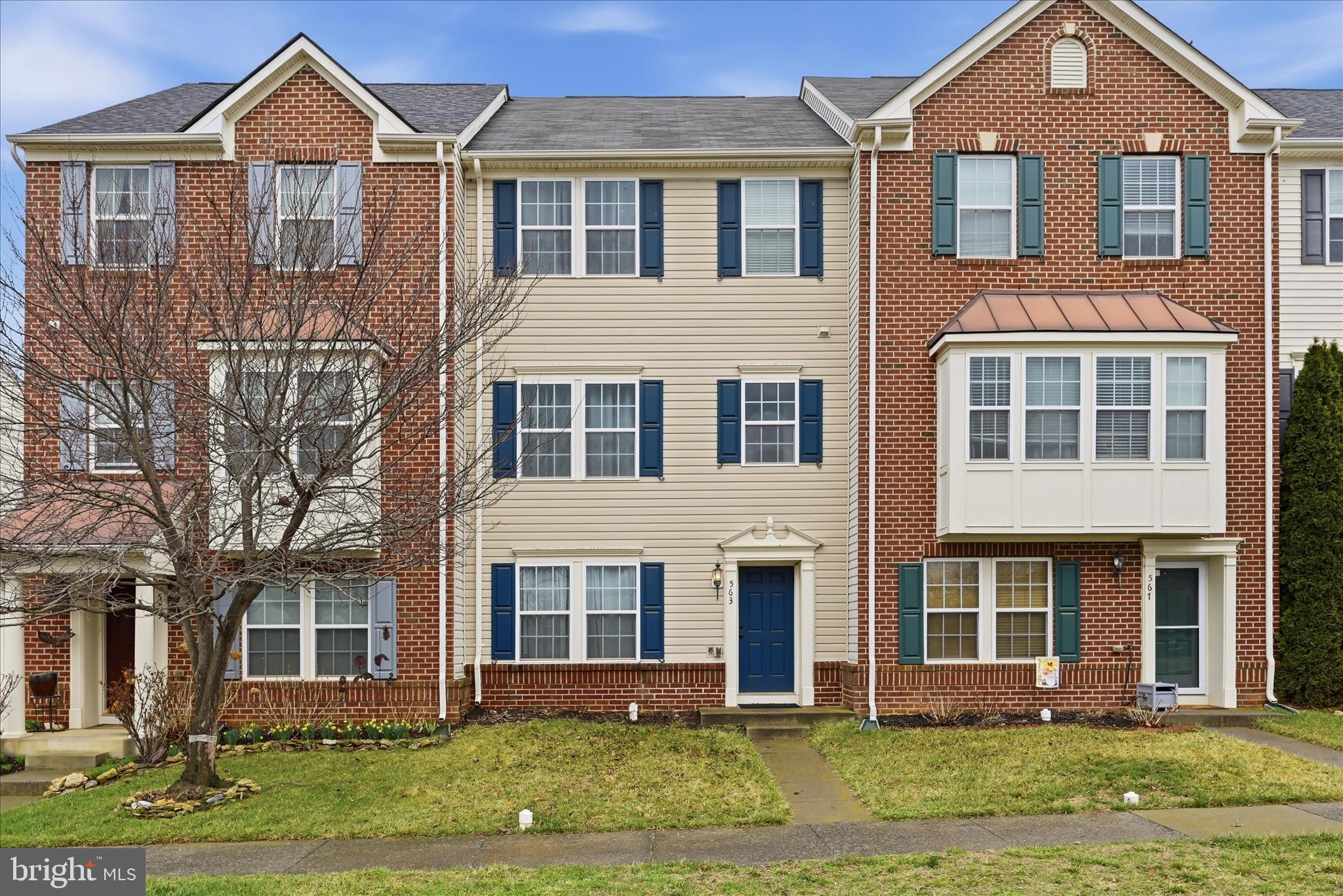 563 LORD FAIRFAX STREET