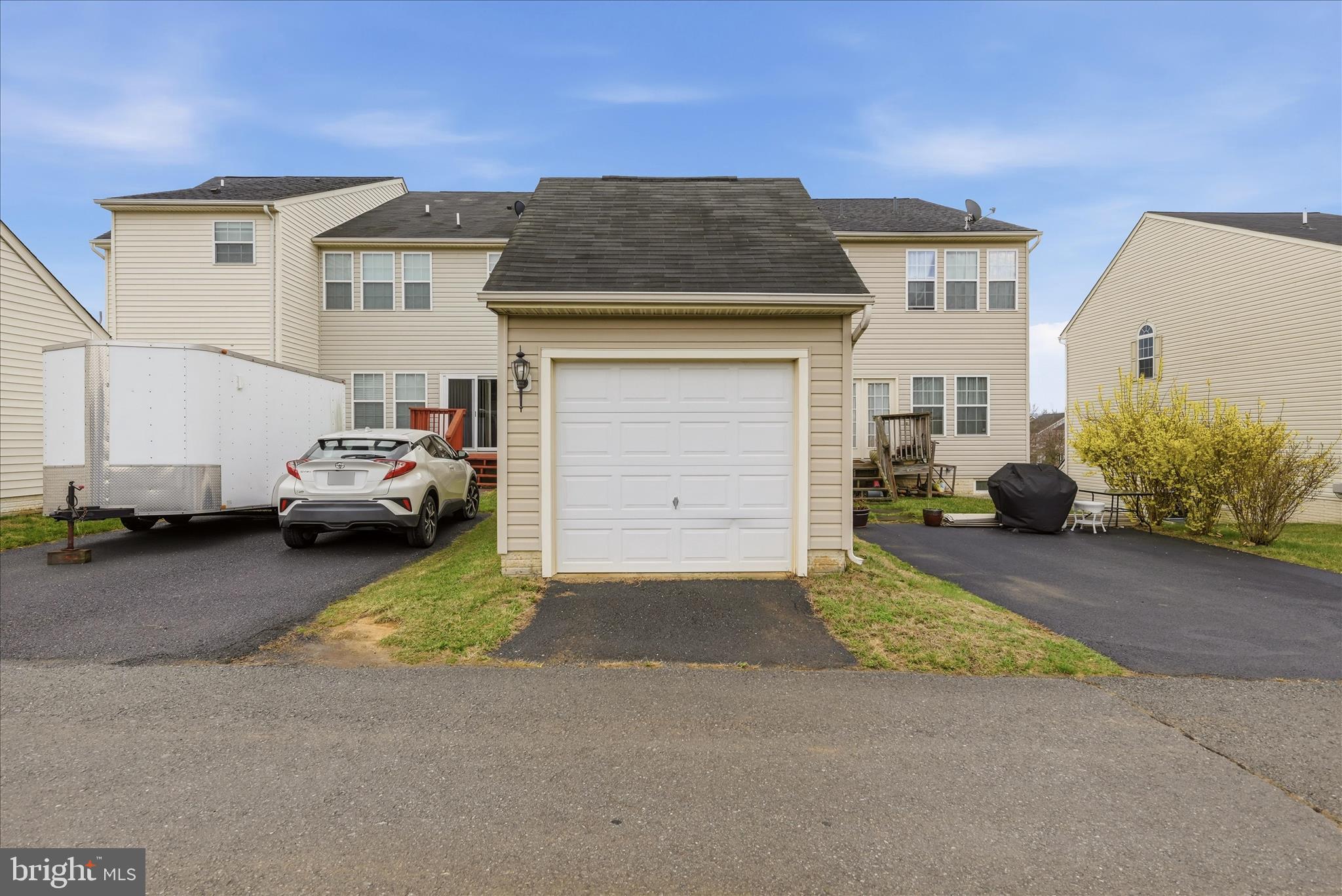 HUNTFIELD - Residential