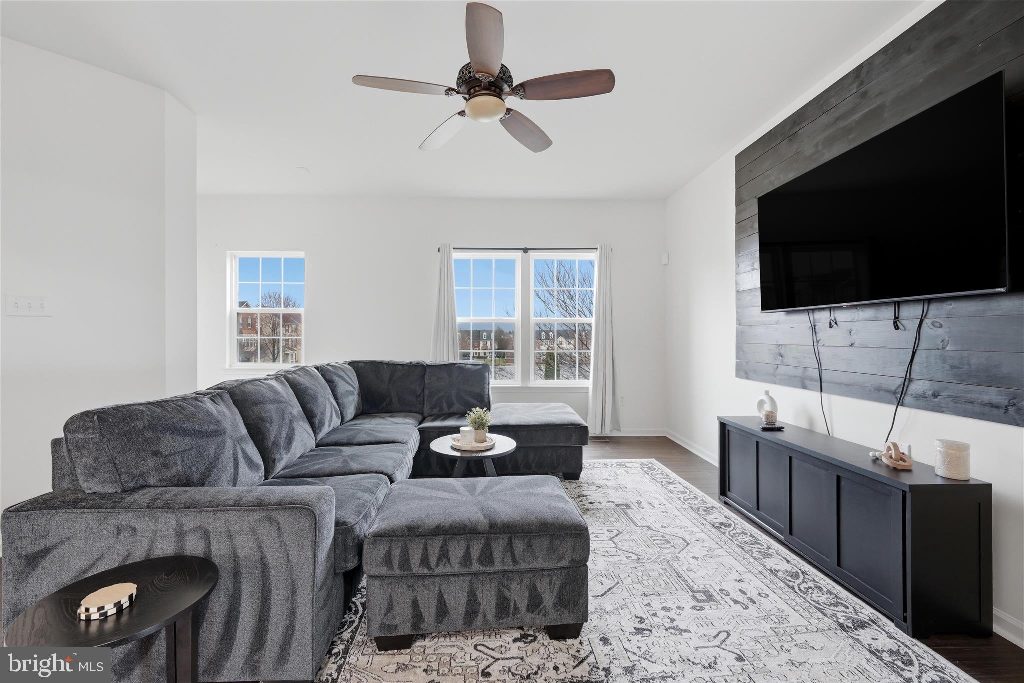 563 LORD FAIRFAX STREET