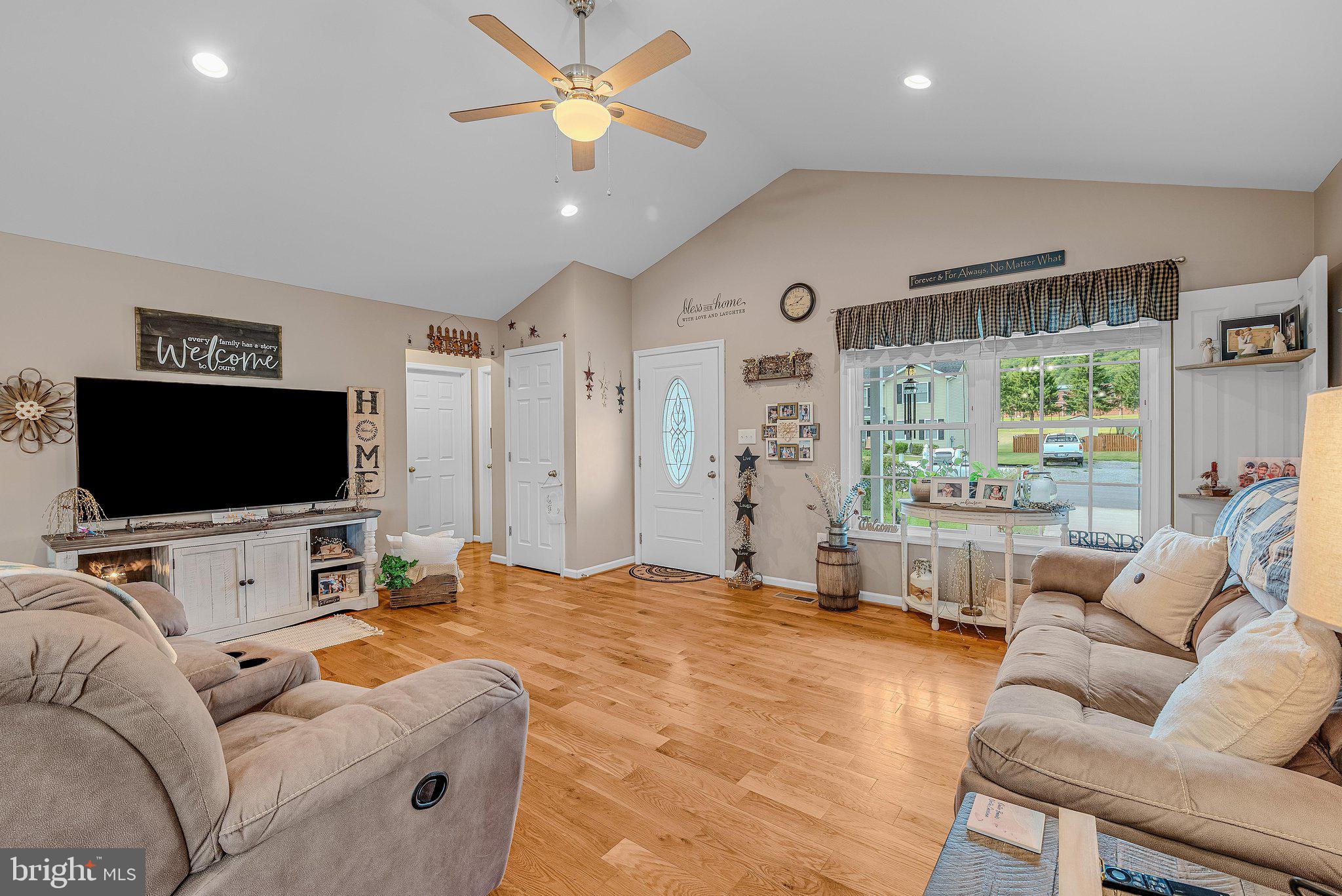 54 VILLAGE DR