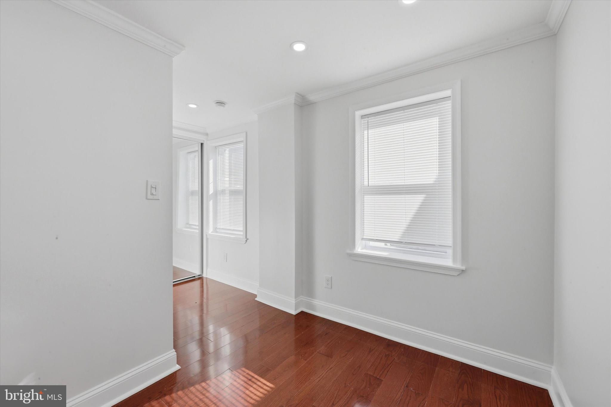 OLDE KENSINGTON - Residential