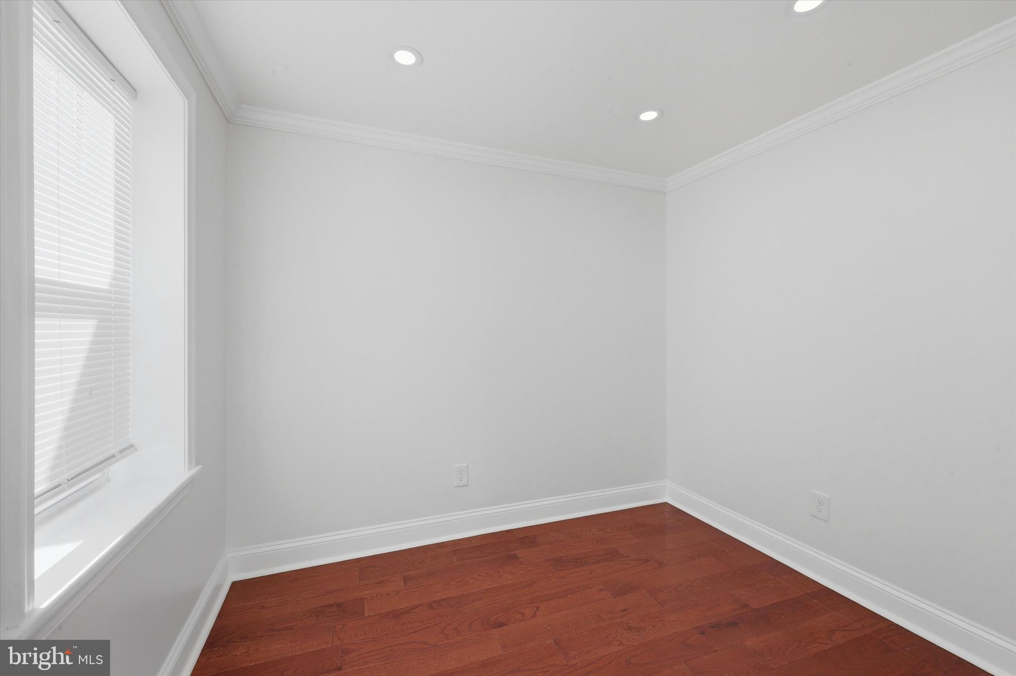 OLDE KENSINGTON - Residential