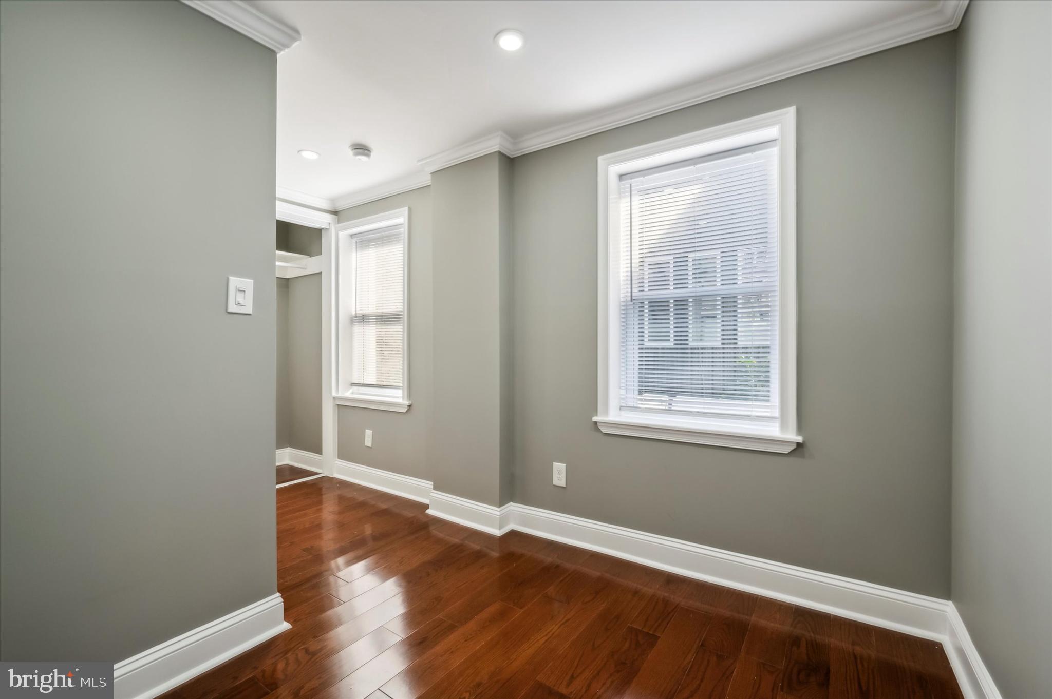 OLDE KENSINGTON - Residential