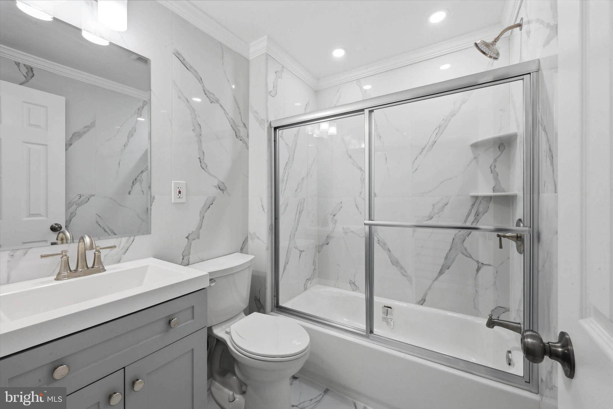 OLDE KENSINGTON - Residential