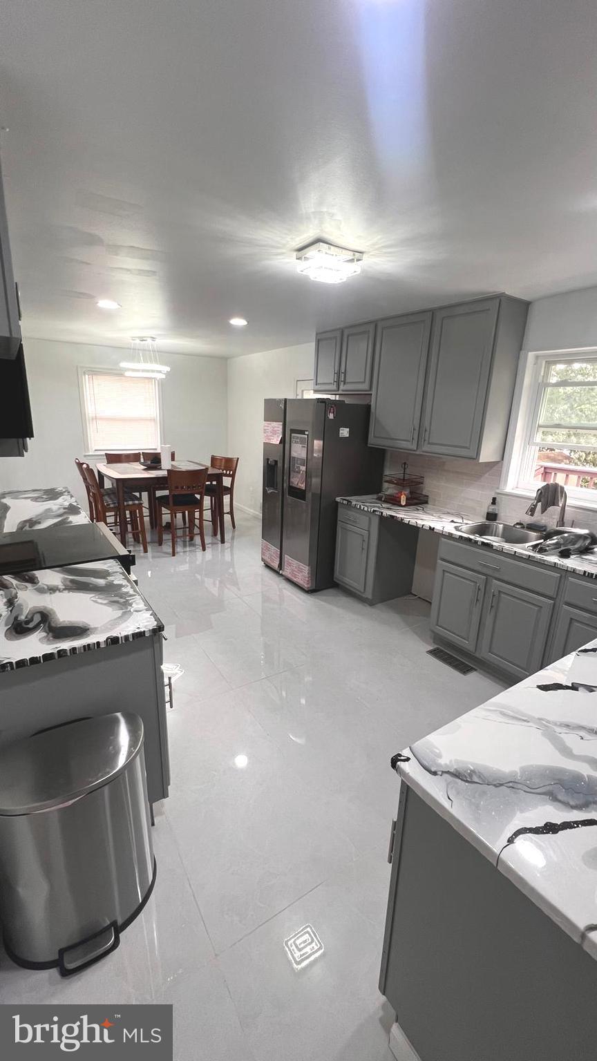 GREENBRIER KNOLLS - Residential