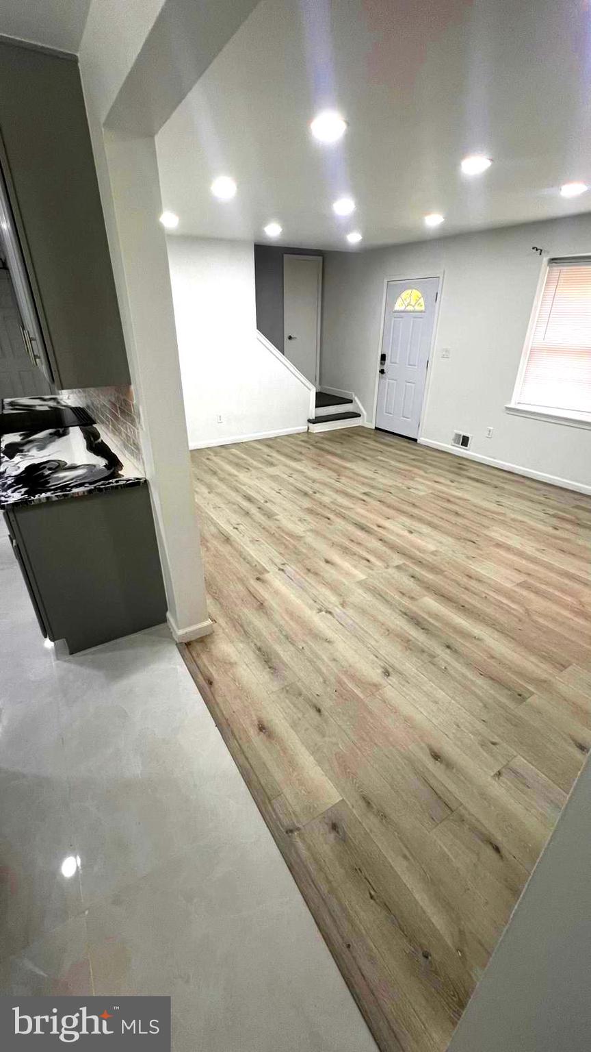 GREENBRIER KNOLLS - Residential