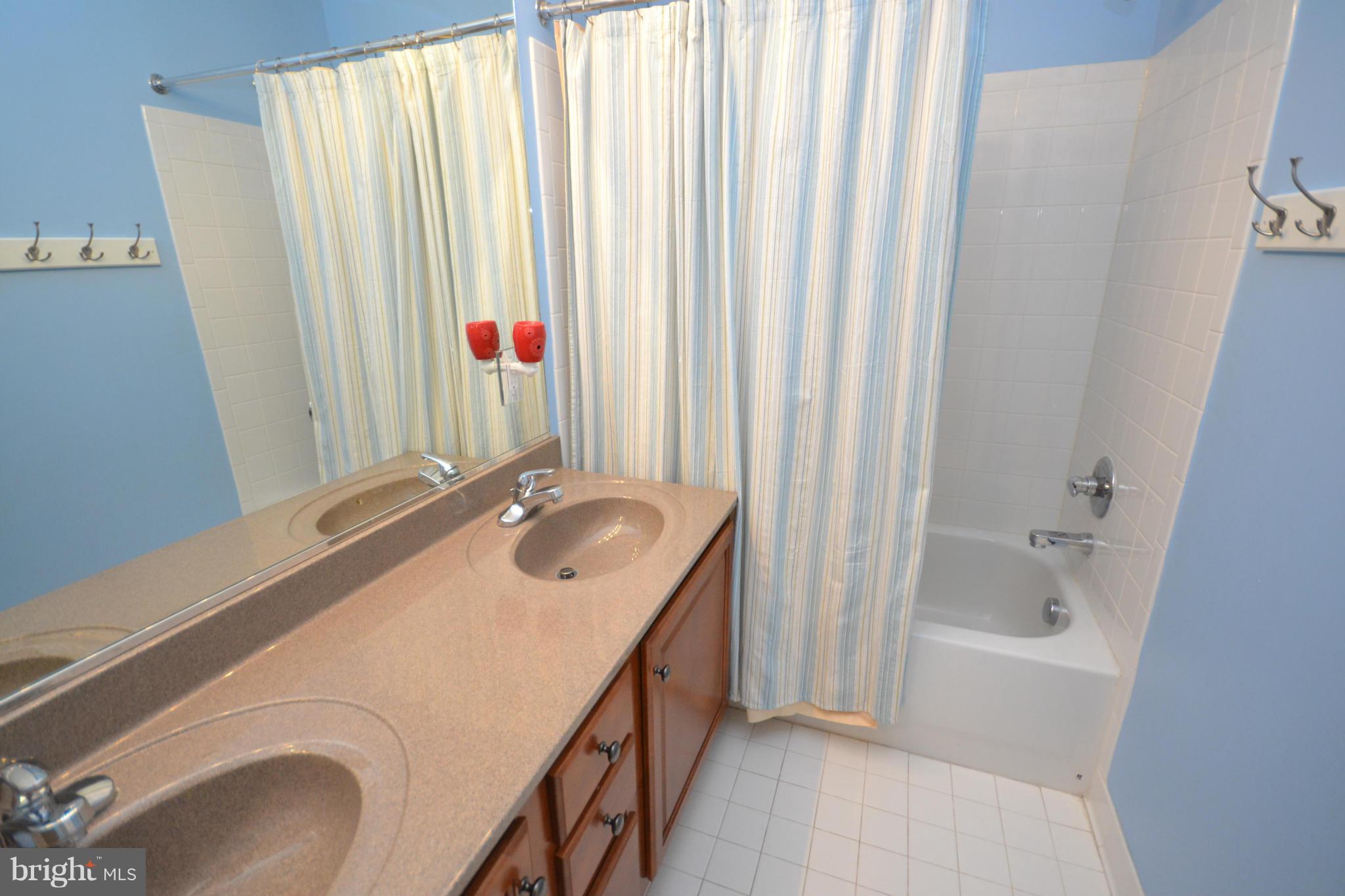 SEASONS LANDING - Residential Lease