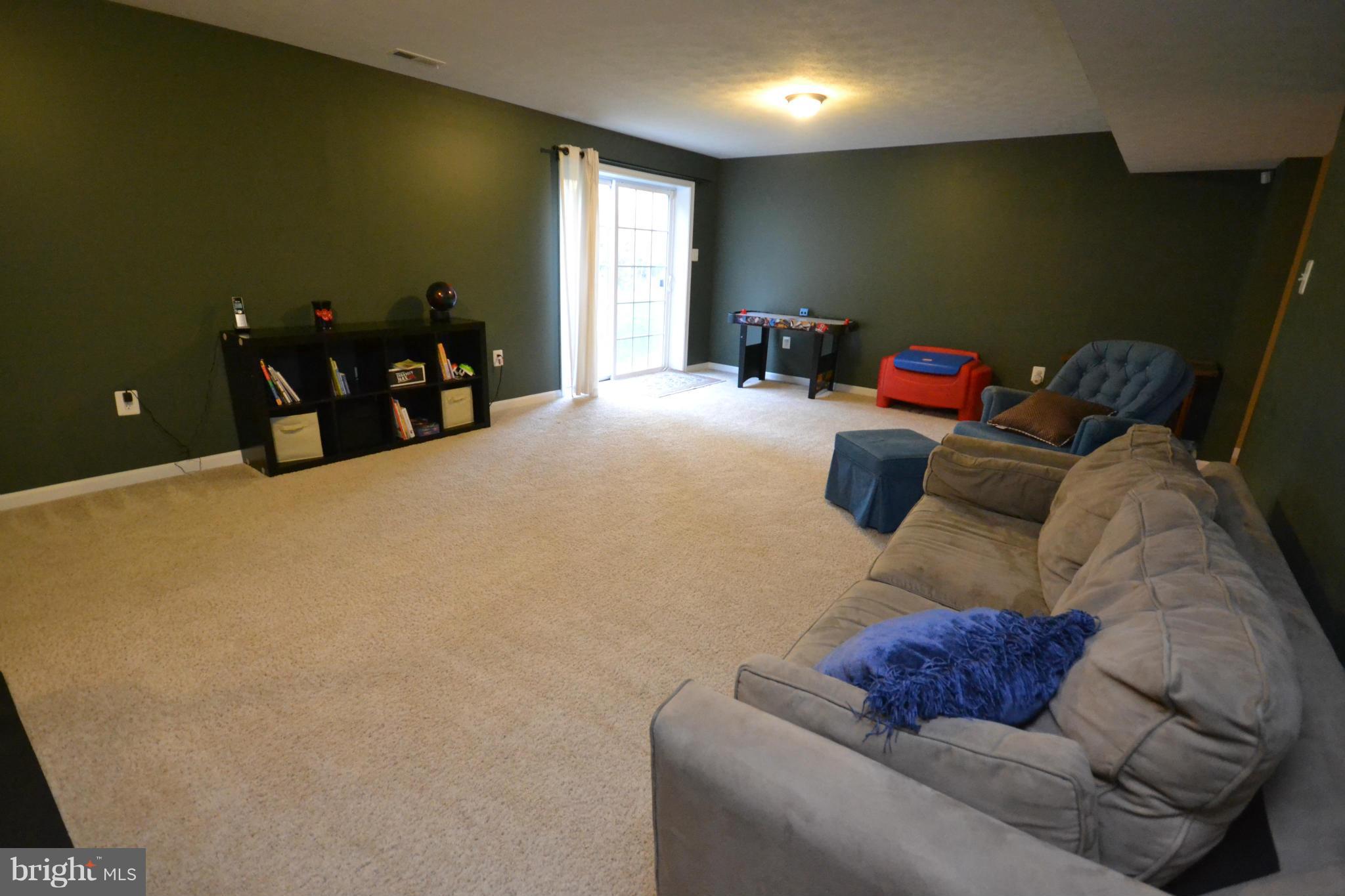 SEASONS LANDING - Residential Lease