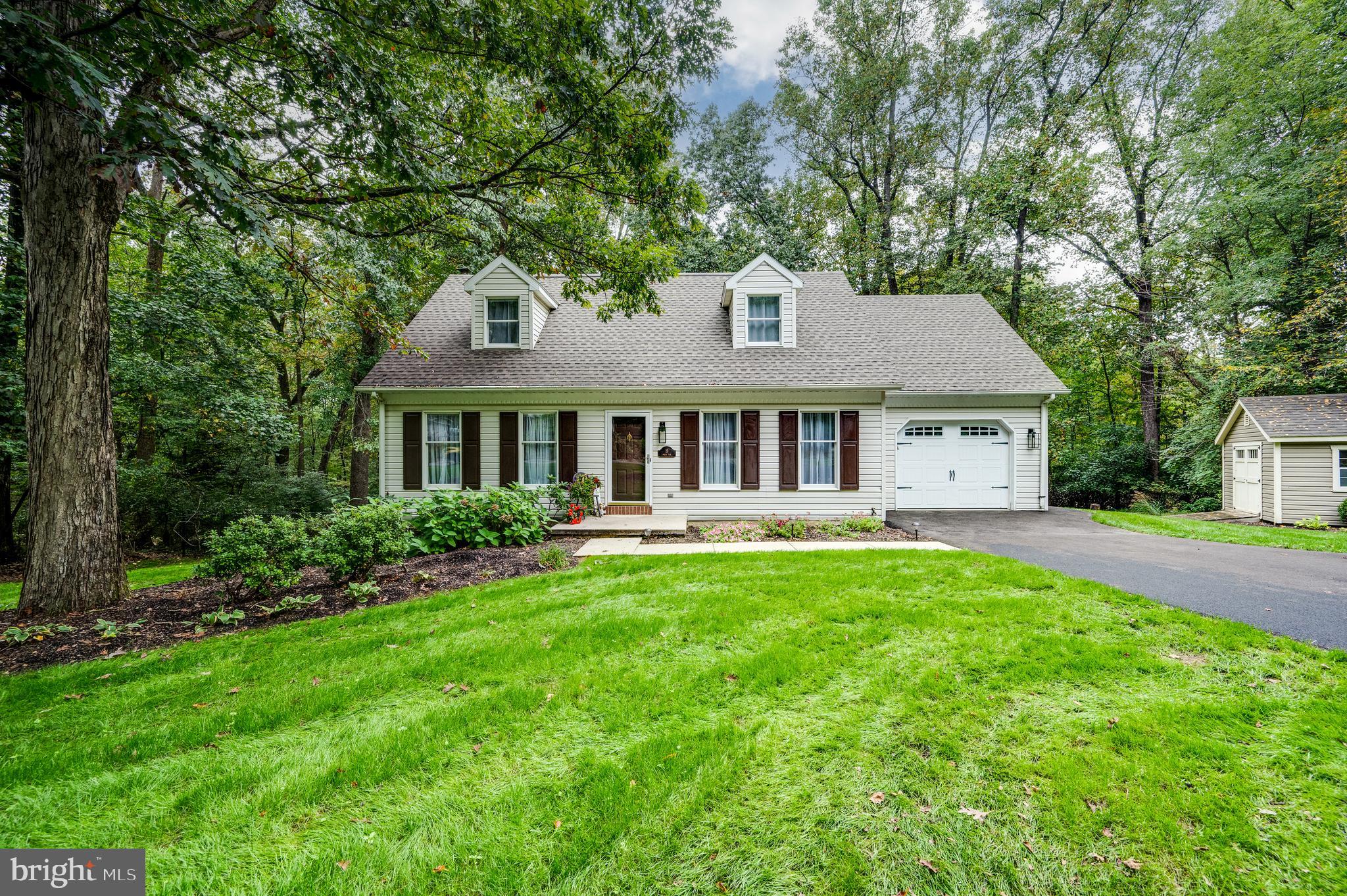 19 WHITE OAK DRIVE