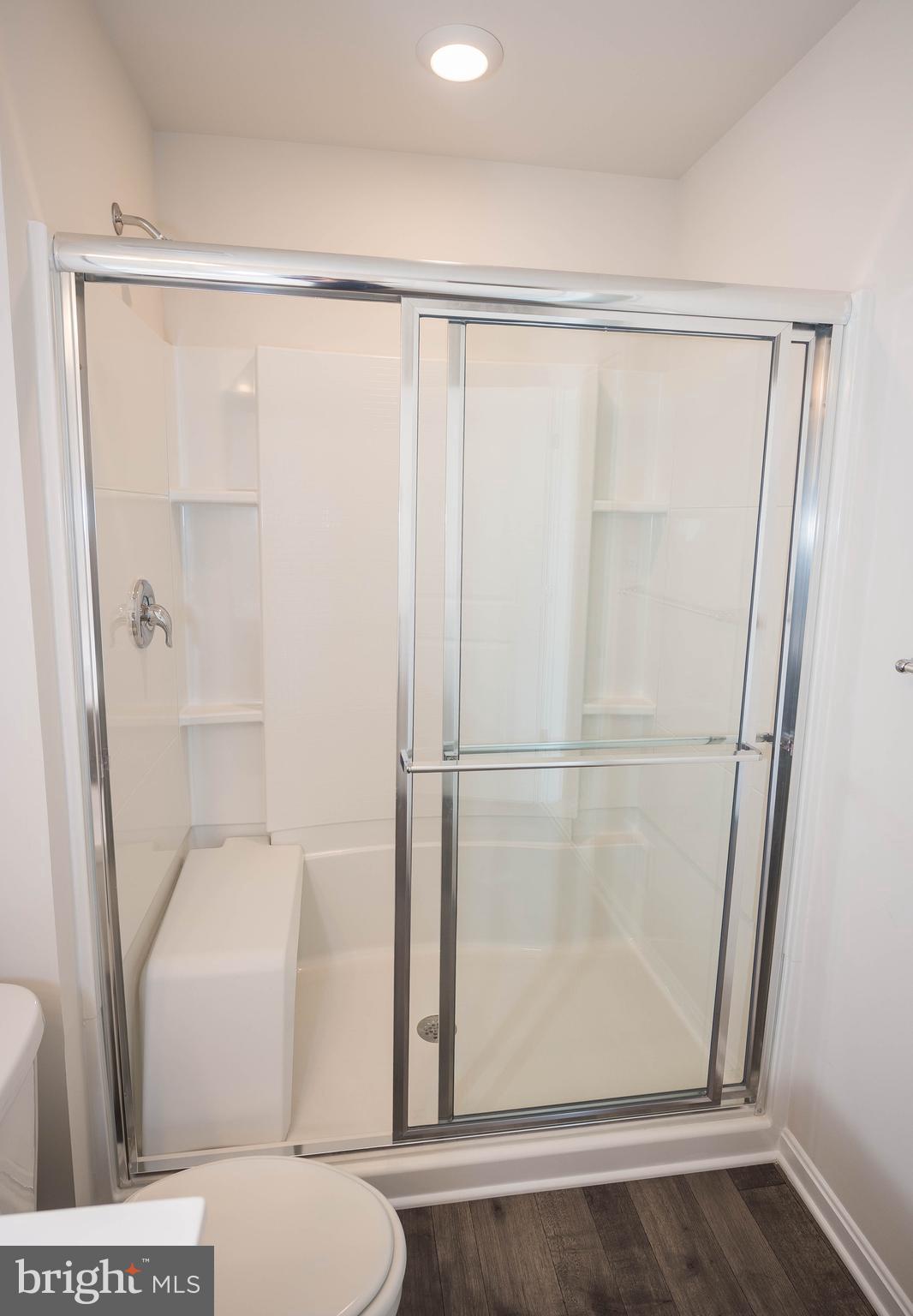 VILLAGES OF AYDELOTTE - Residential Lease