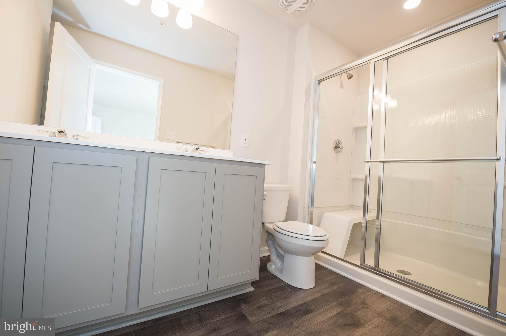 VILLAGES OF AYDELOTTE - Residential Lease