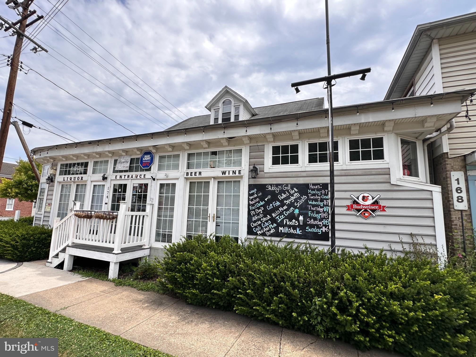 174 N WASHINGTON STREET