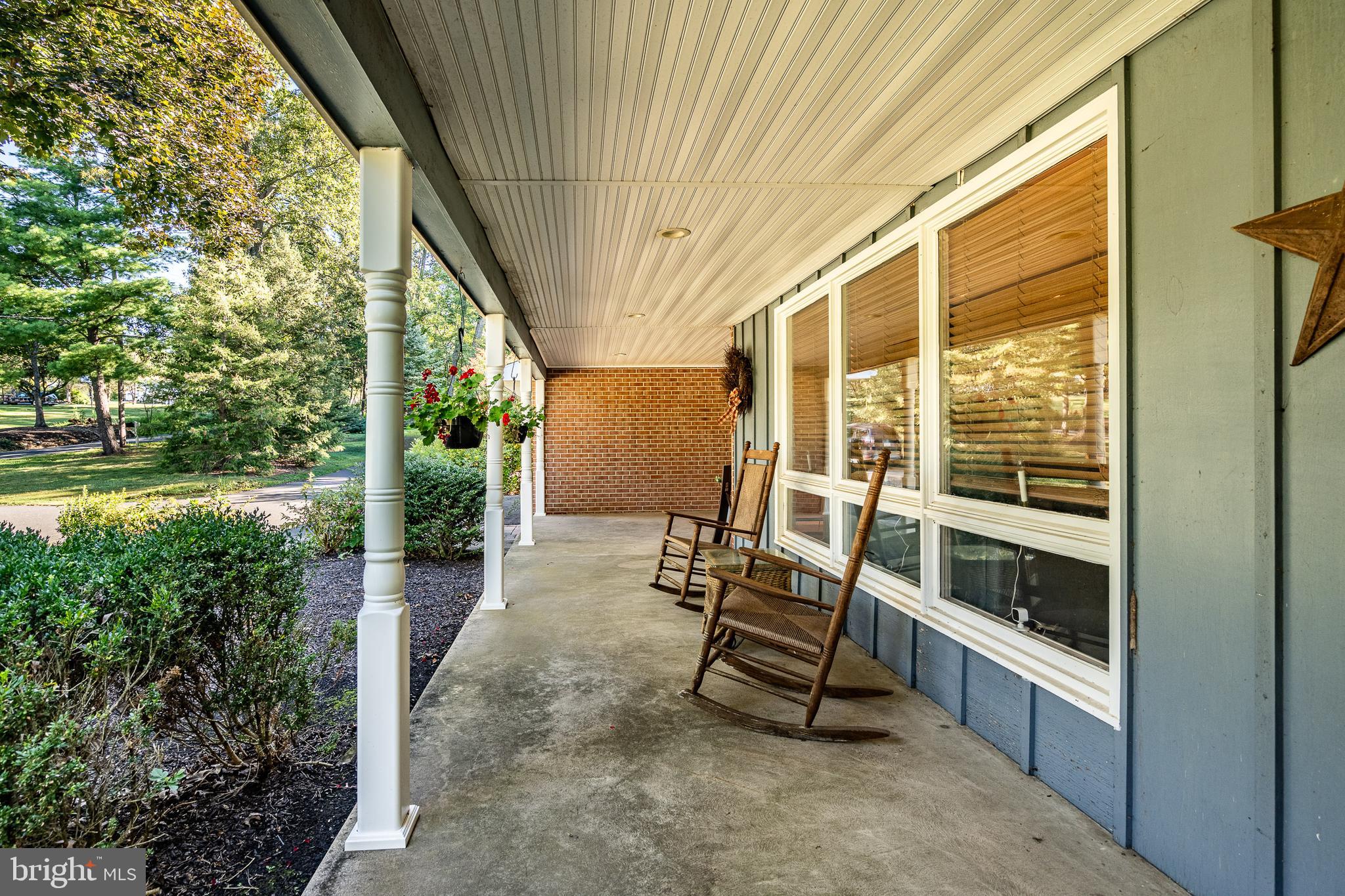 4331 E CAMPBELL ROAD