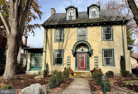 3 E HIGH STREET LEBANON PA 17042