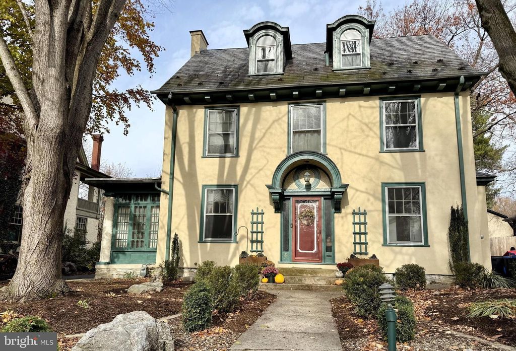 Photo of 3 E High Street, LEBANON, PA 17042 (MLS # PALN2023772)