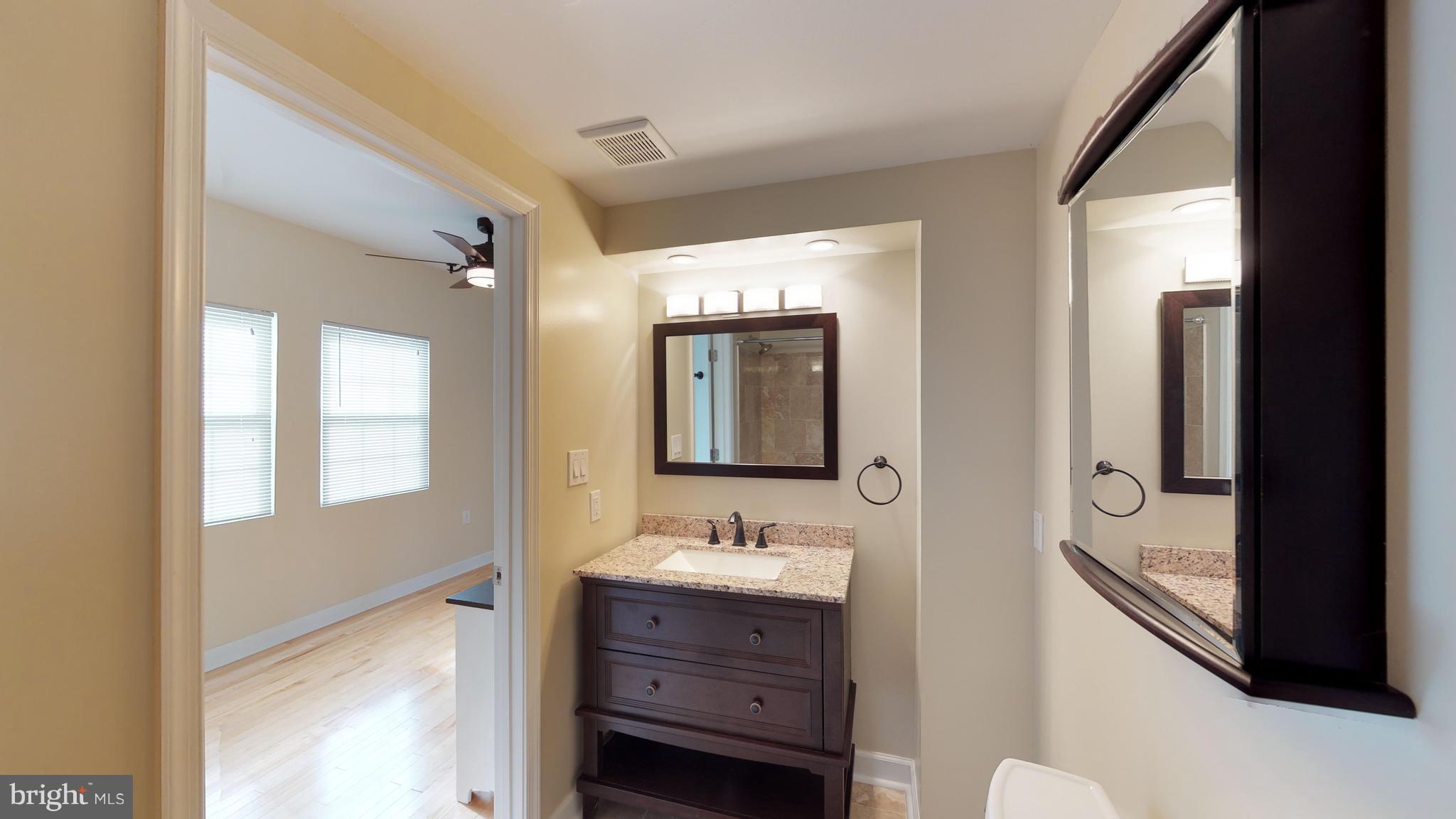 OAK PARK - Residential