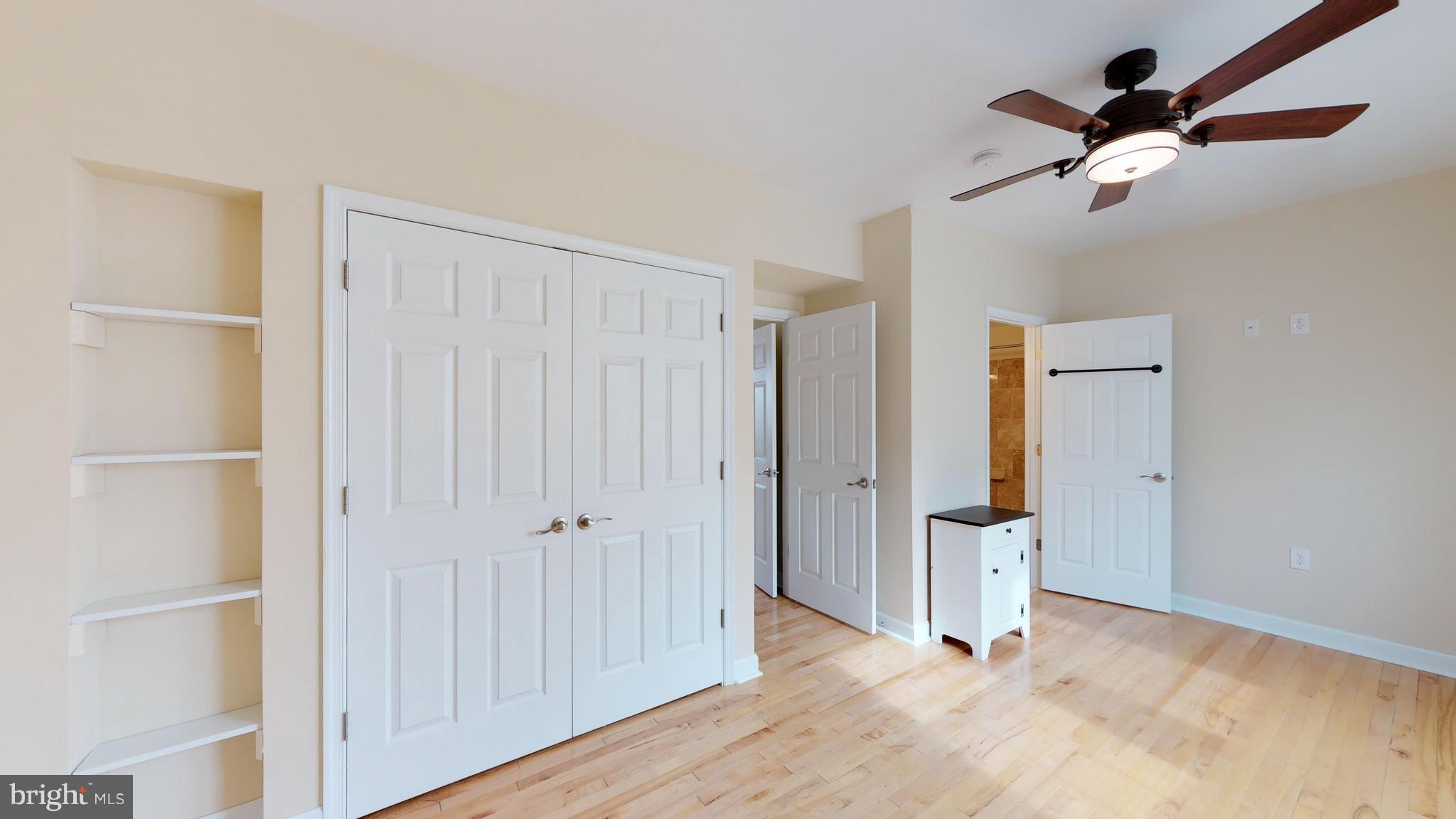 OAK PARK - Residential