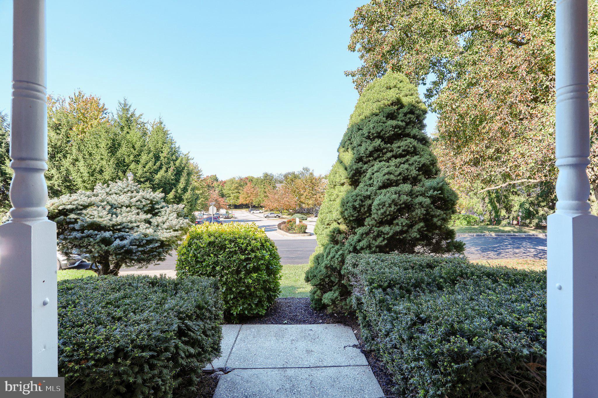 3943 BRITTANY LANE