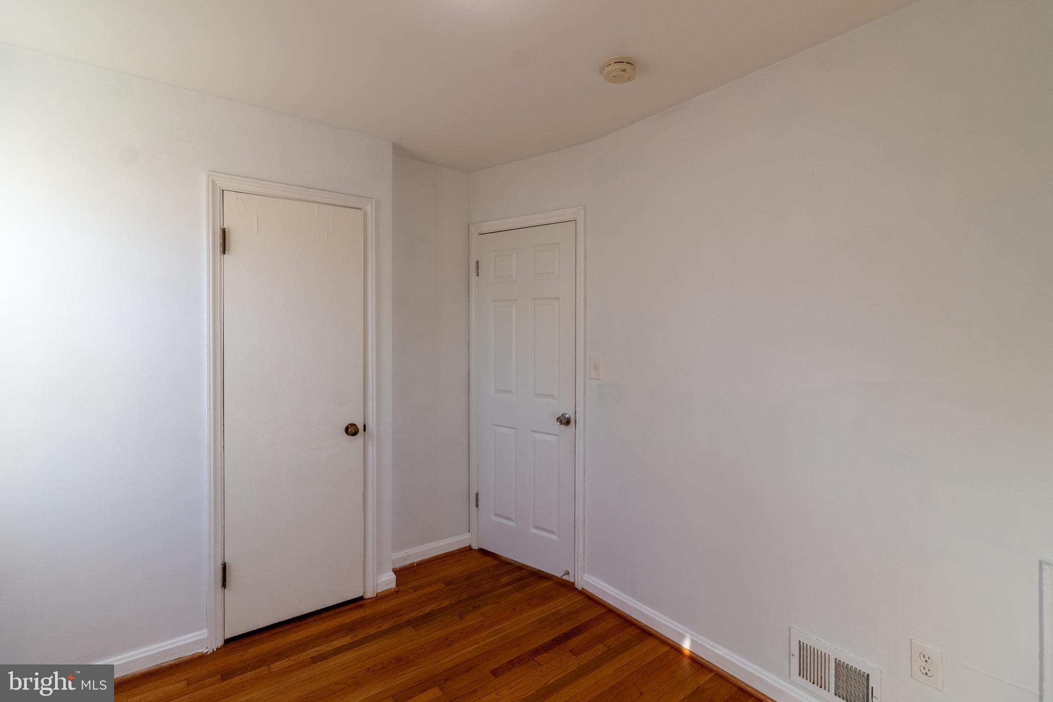 HOLLYWOOD - Residential