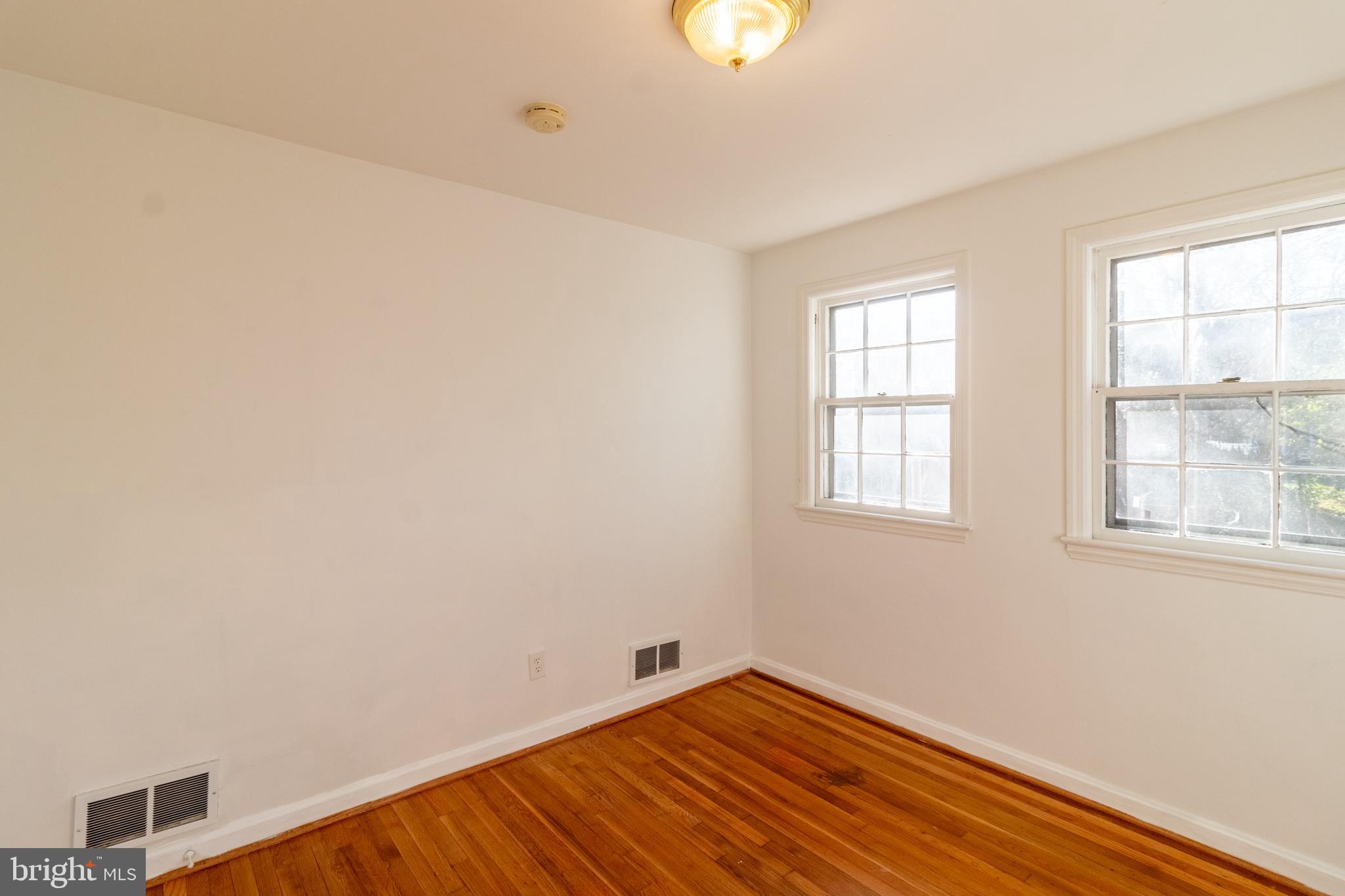 HOLLYWOOD - Residential